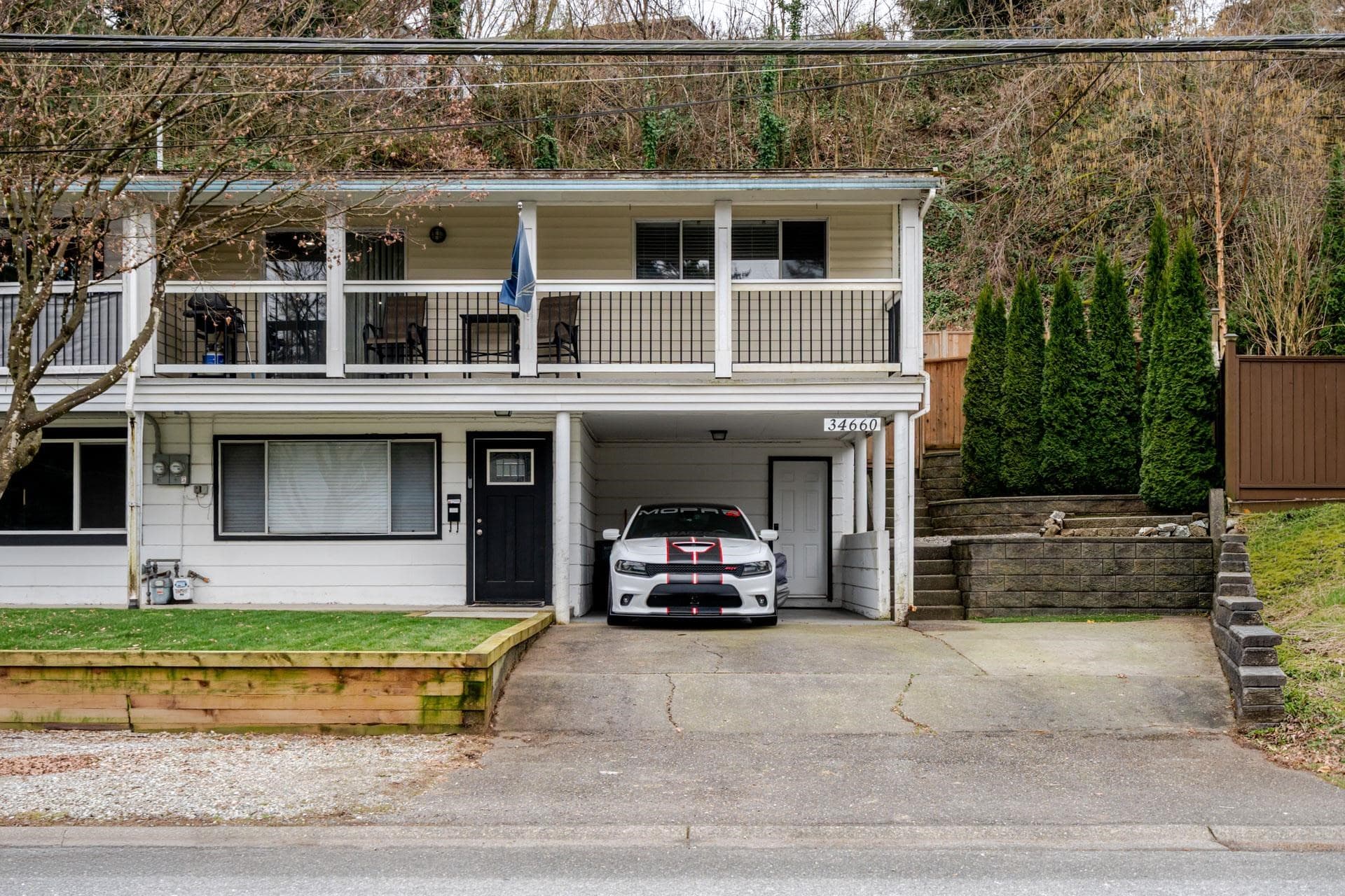 A - 34660 Immel Street, Abbotsford, V2S 4T7 — photo 2