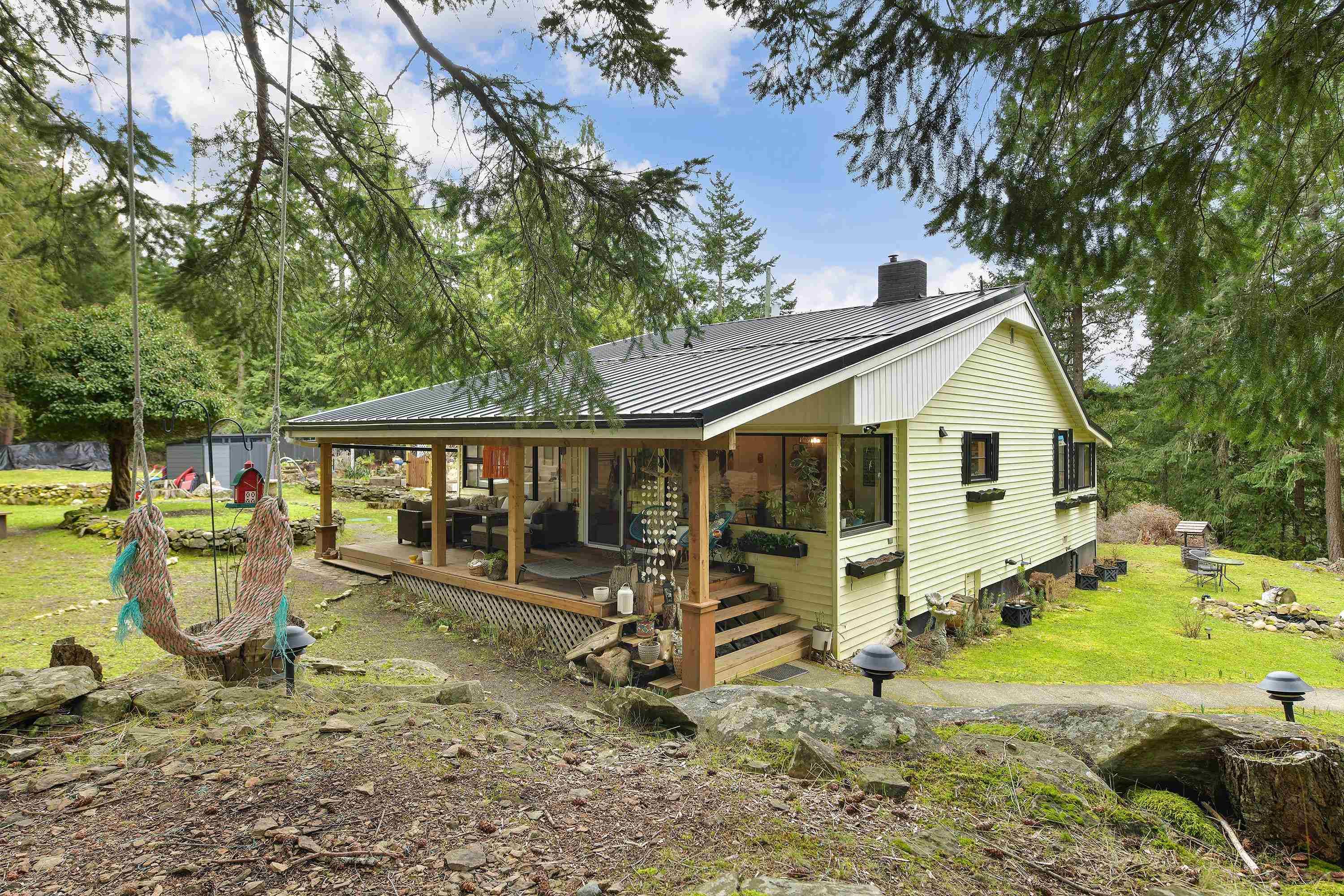 370 Campbell Bay Road, Mayne Island, V0N 2J1 — photo 1