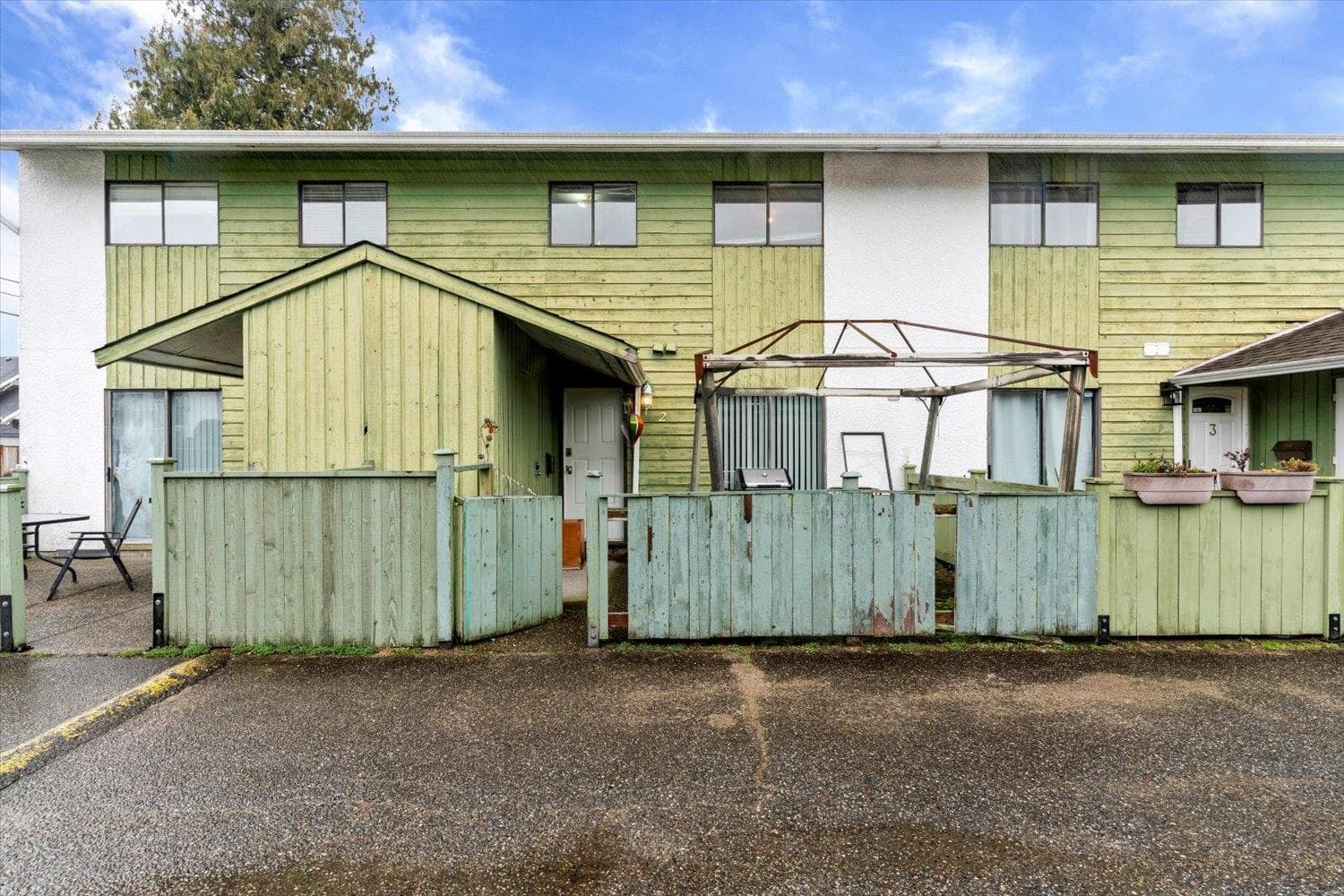 2 - 9342 Hazel Street, Chilliwack, V2P 5N2 — photo 2