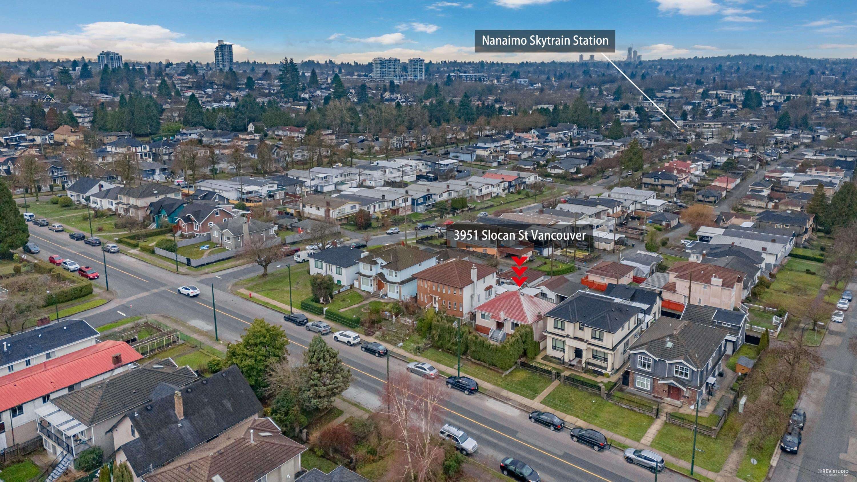 3951 Slocan Street, Vancouver, V5R 1Y7 — photo 1
