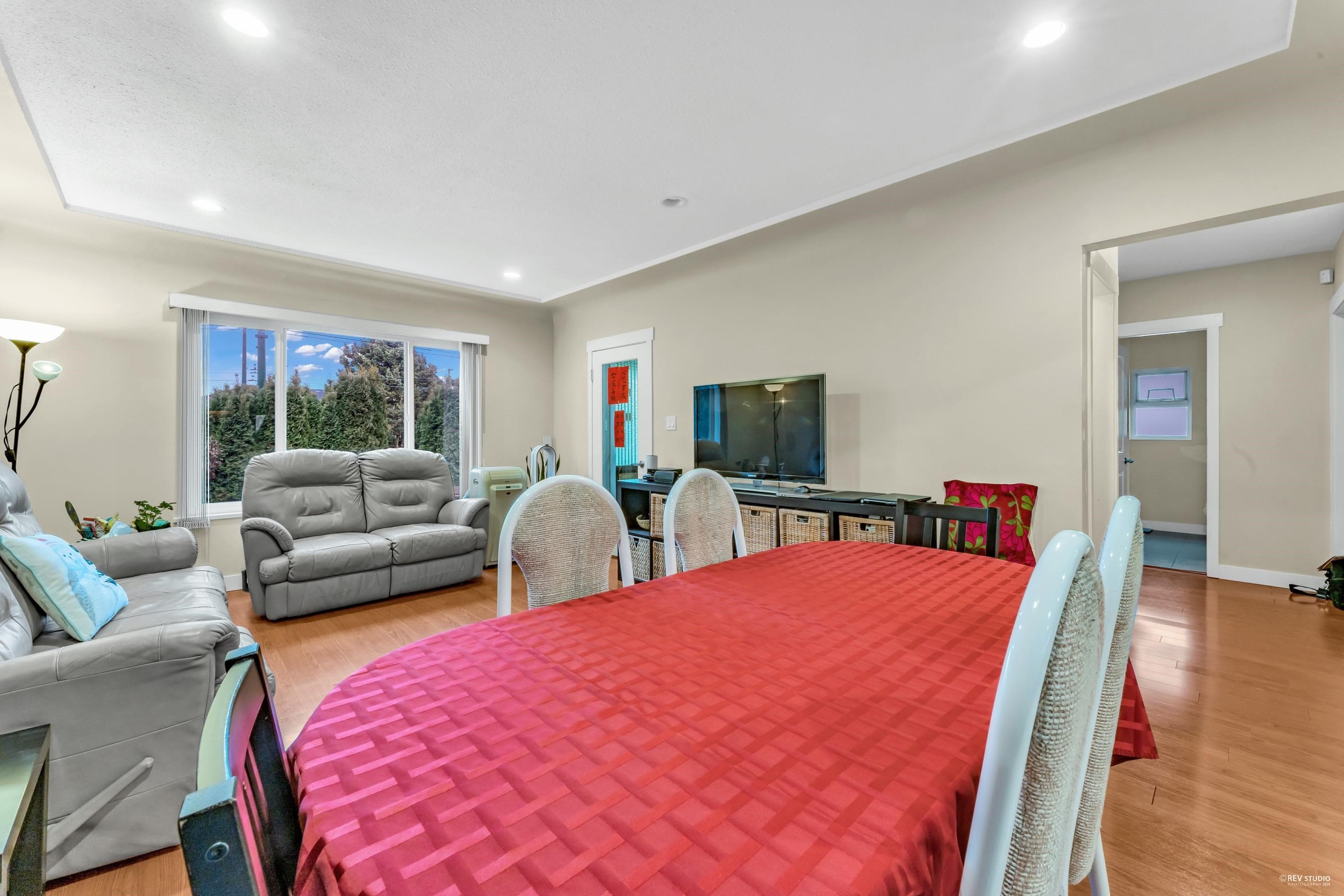 3951 Slocan Street, Vancouver, V5R 1Y7 — photo 5