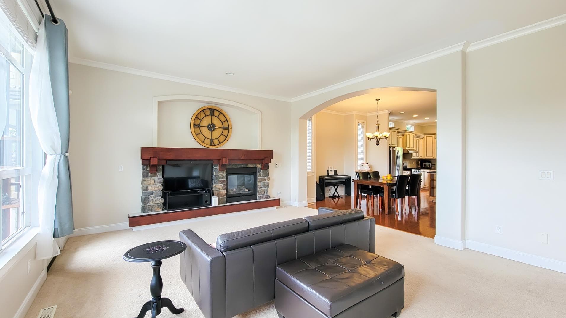 11382 154a Street, Surrey, V3R 2V7 — photo 2
