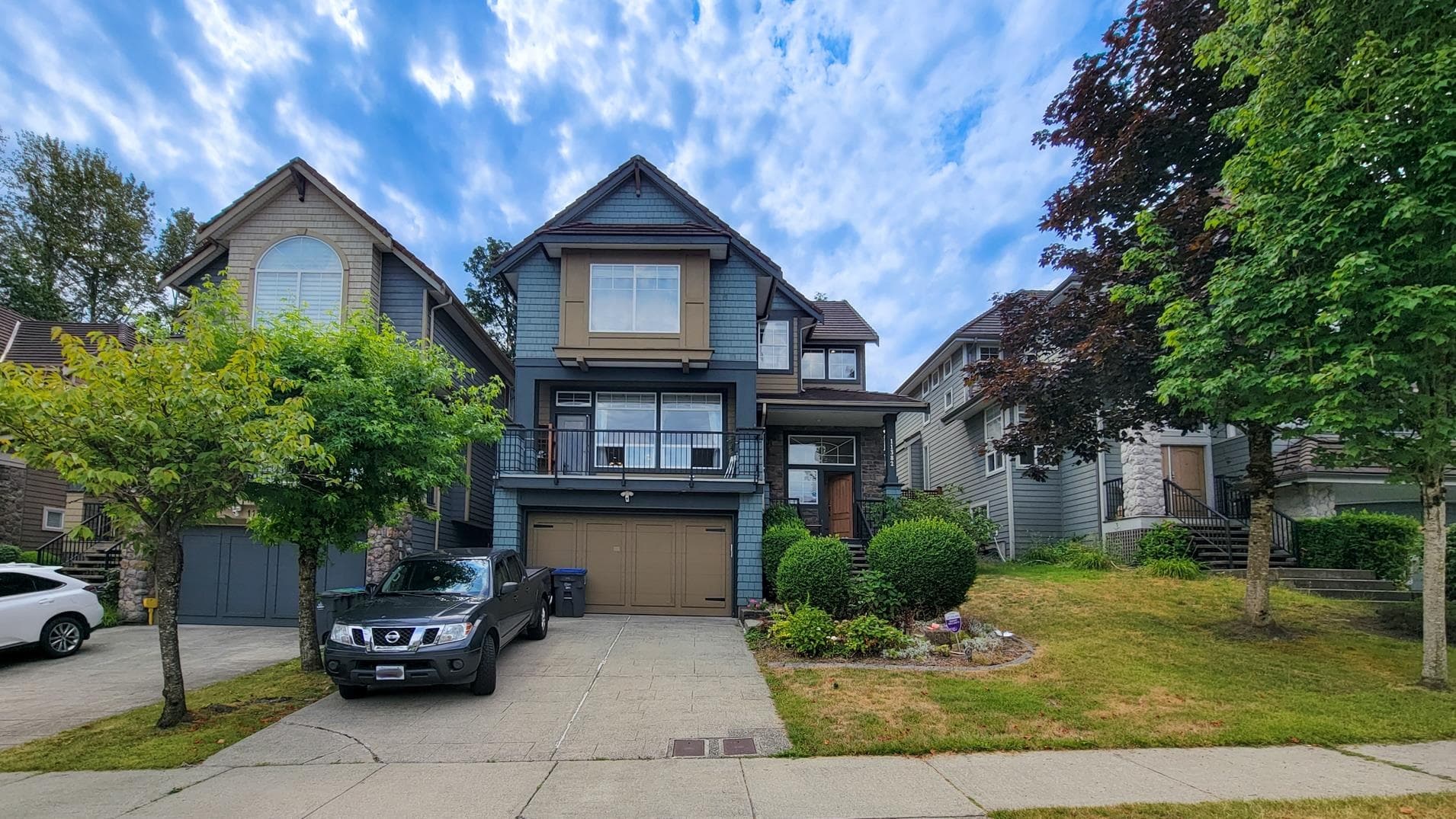 11382 154a Street, Surrey, V3R 2V7 — photo 1