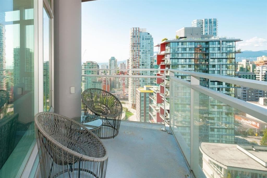 2603 - 1372 Seymour Street, Vancouver, V6B 0L1 — photo 2