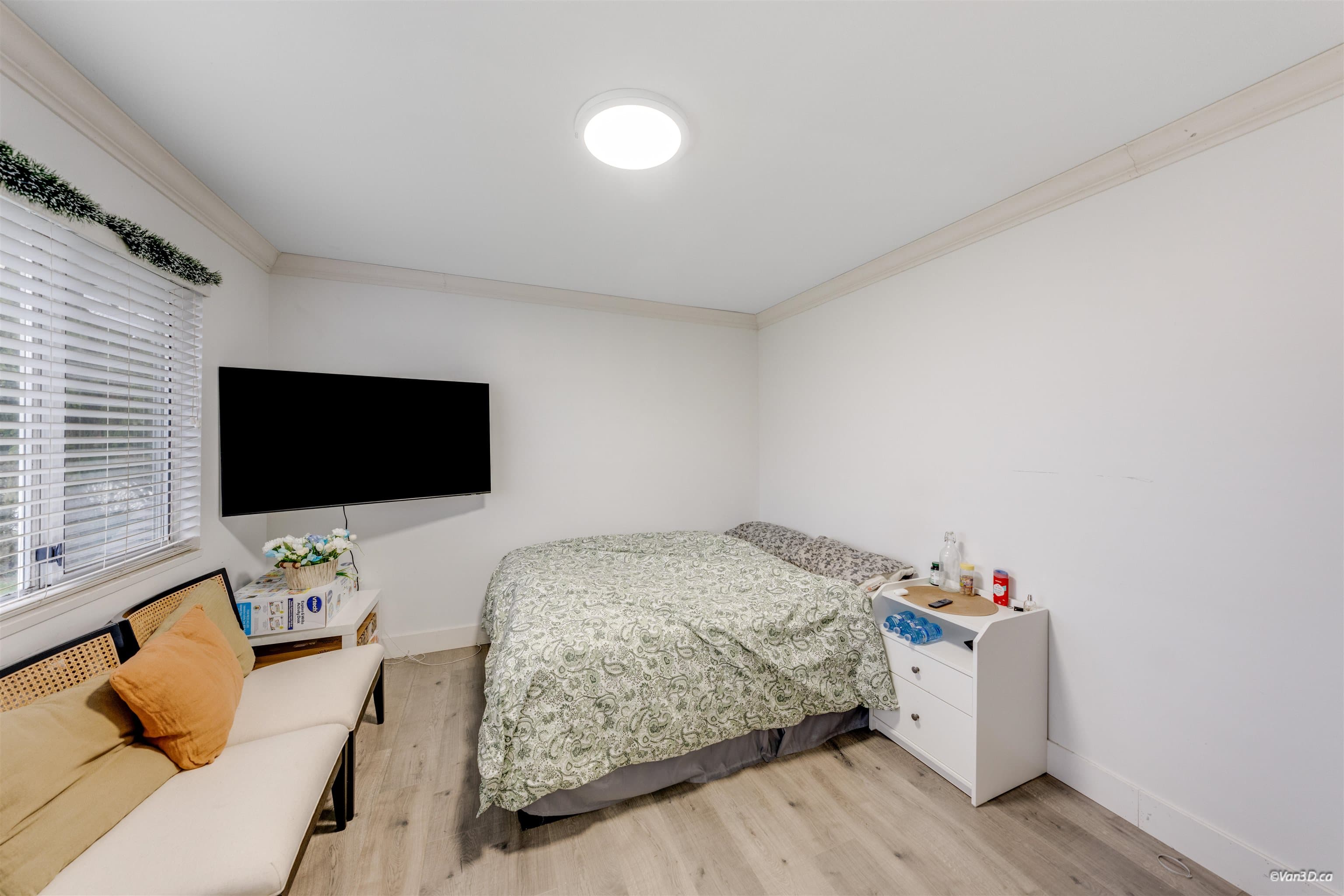 249 Pembina Street, New Westminster, V3M 5J3 — photo 3