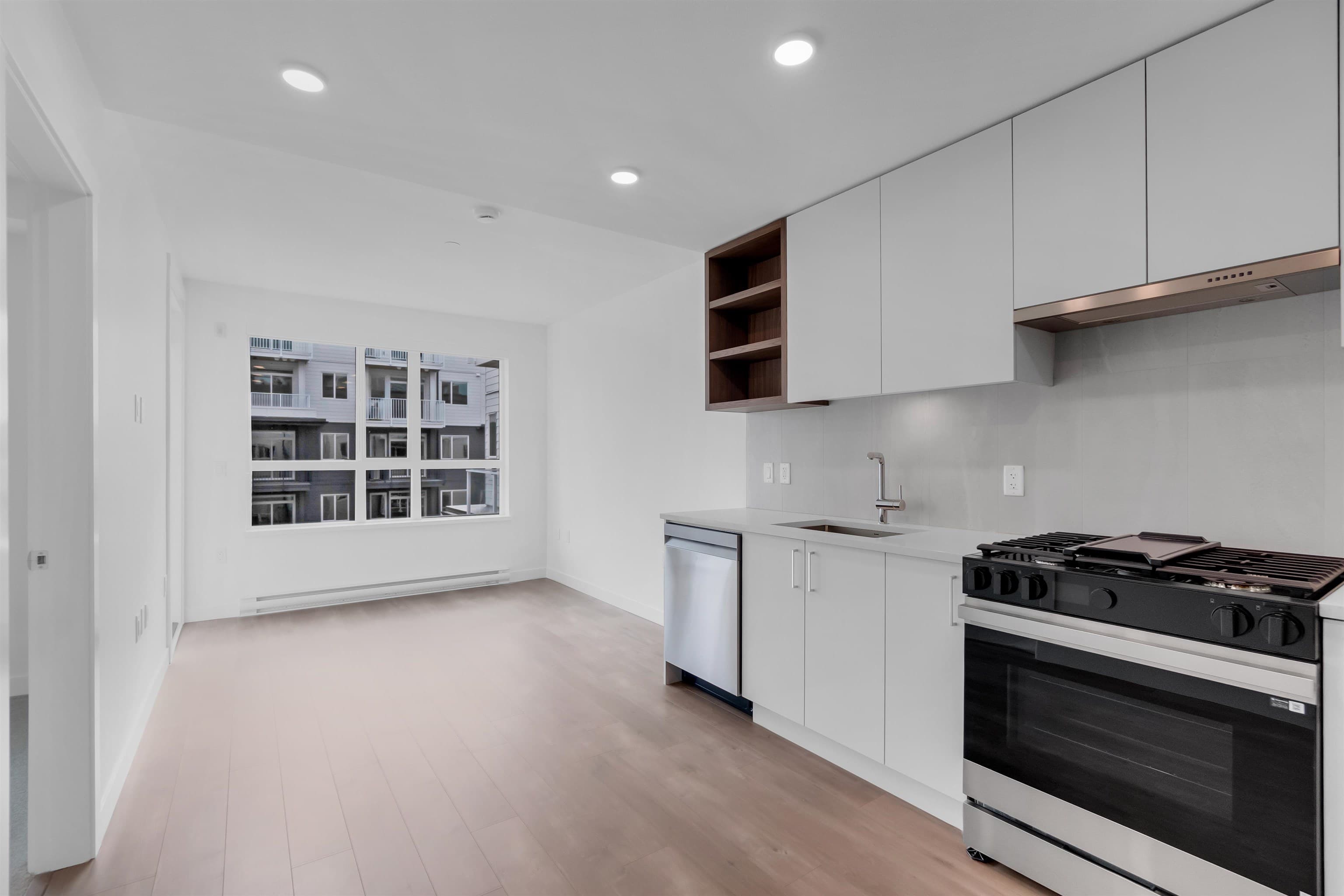 514 - 723 Grover Avenue, Coquitlam, V3J 0L9 — photo 2