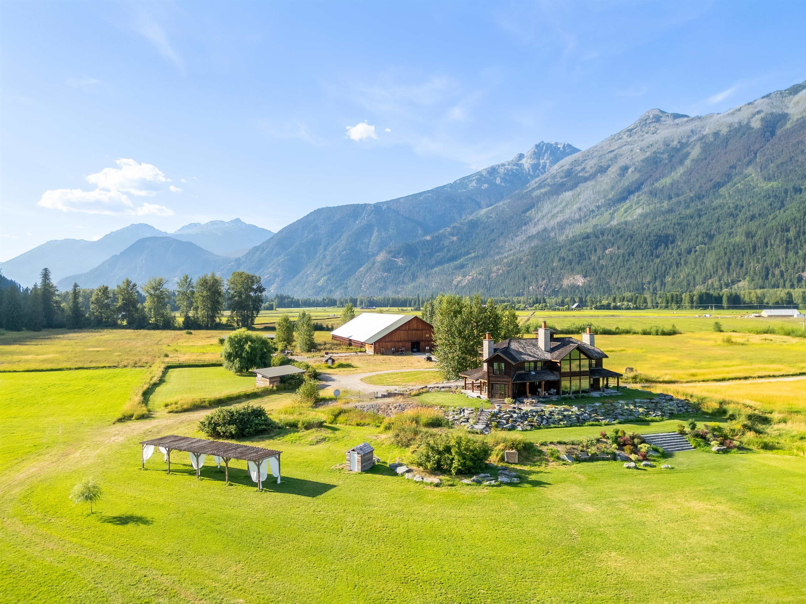 9115 Pemberton Meadows Road, Pemberton, V0N 2L2 — photo 1