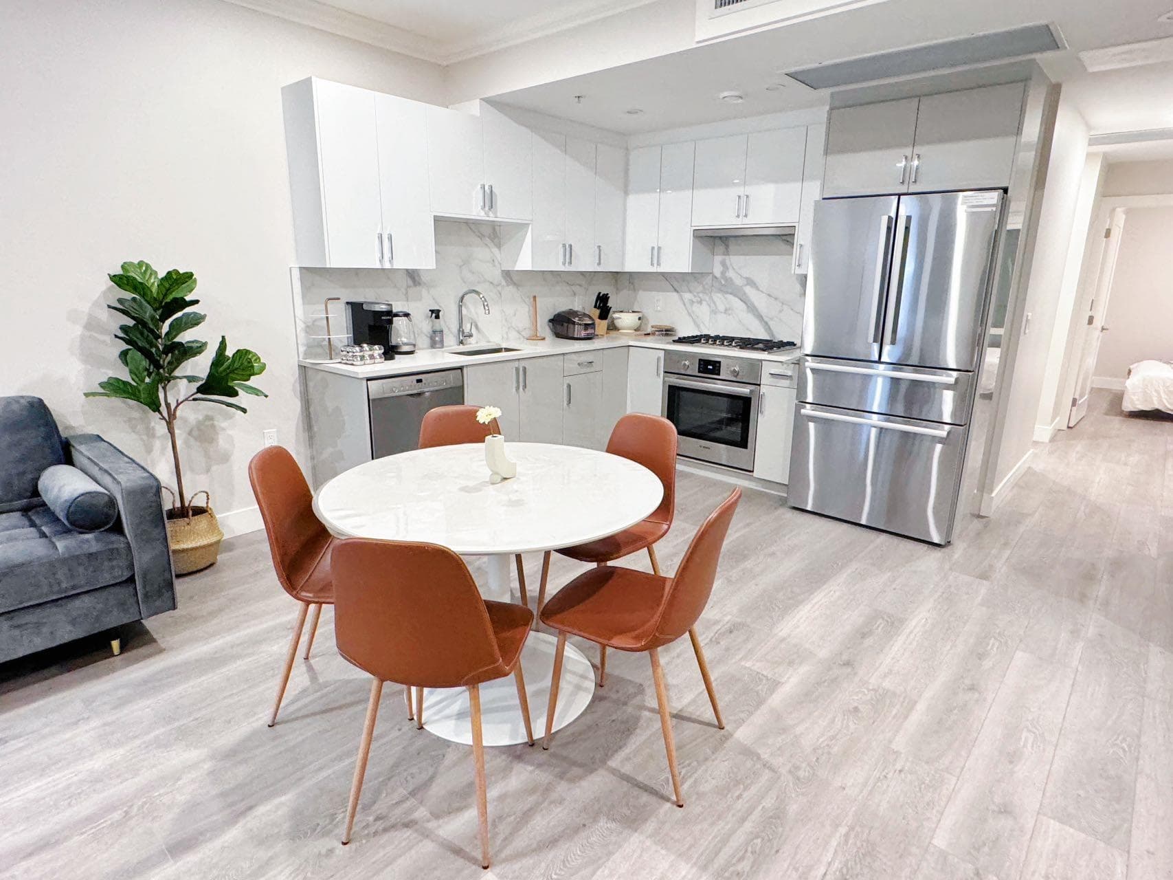 7555 Oak Street, Vancouver, V6P 4A4 — photo 3