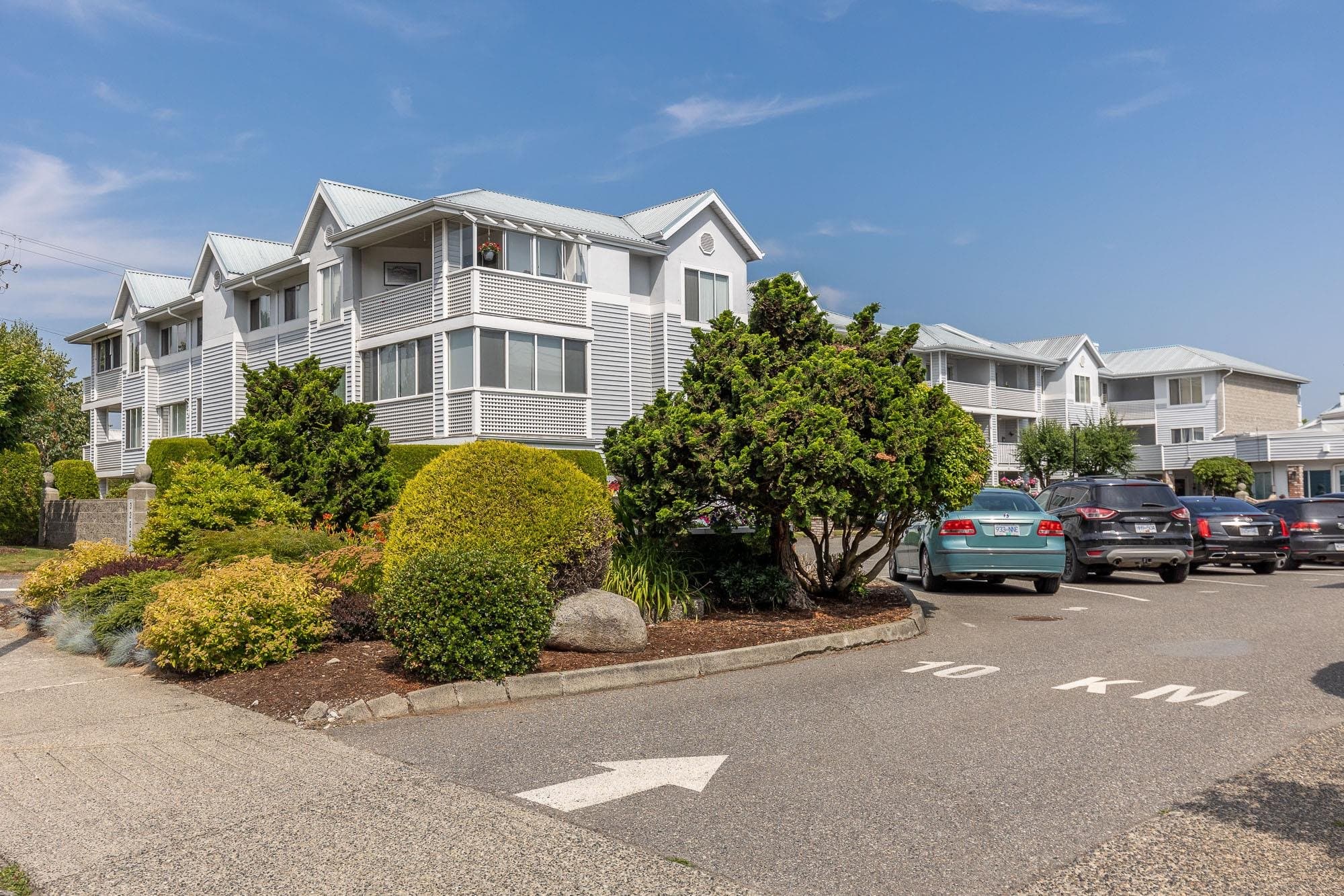 307 - 32823 Landeau Place, Abbotsford, V2S 6S6 — photo 2