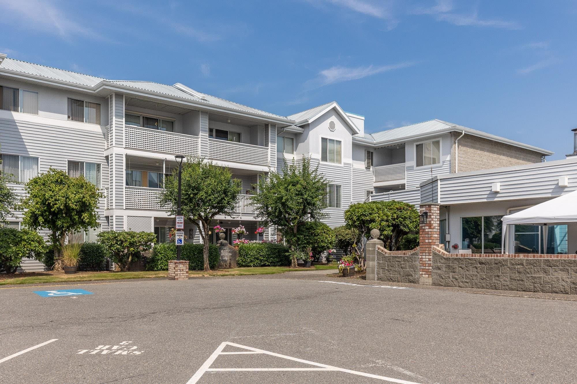 307 - 32823 Landeau Place, Abbotsford, V2S 6S6 — photo 3