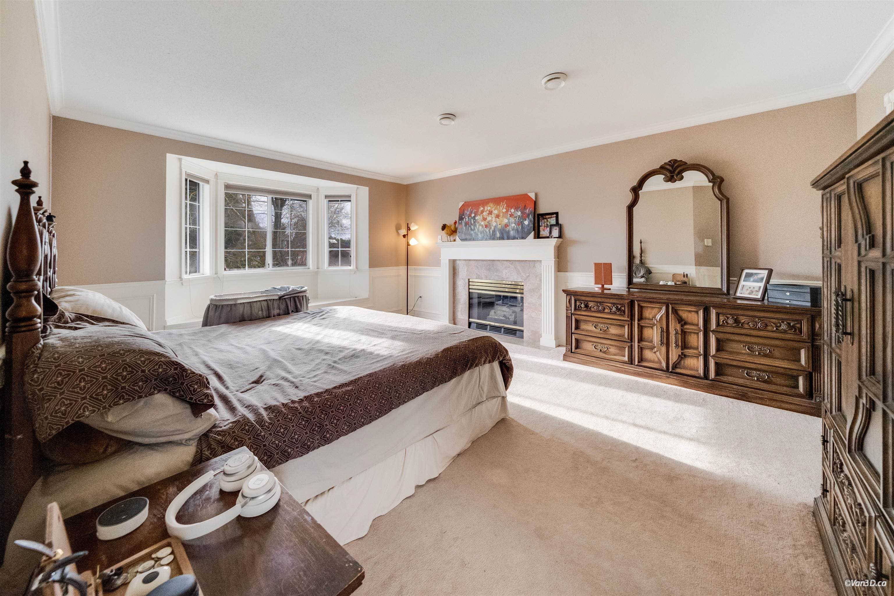 8569 141a Street, Surrey, V3W 0S3 — photo 2