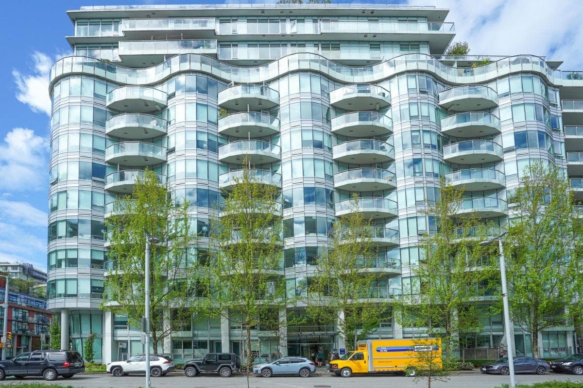 1005 - 1661 Ontario Street, Vancouver, V5Y 0C3 — photo 2