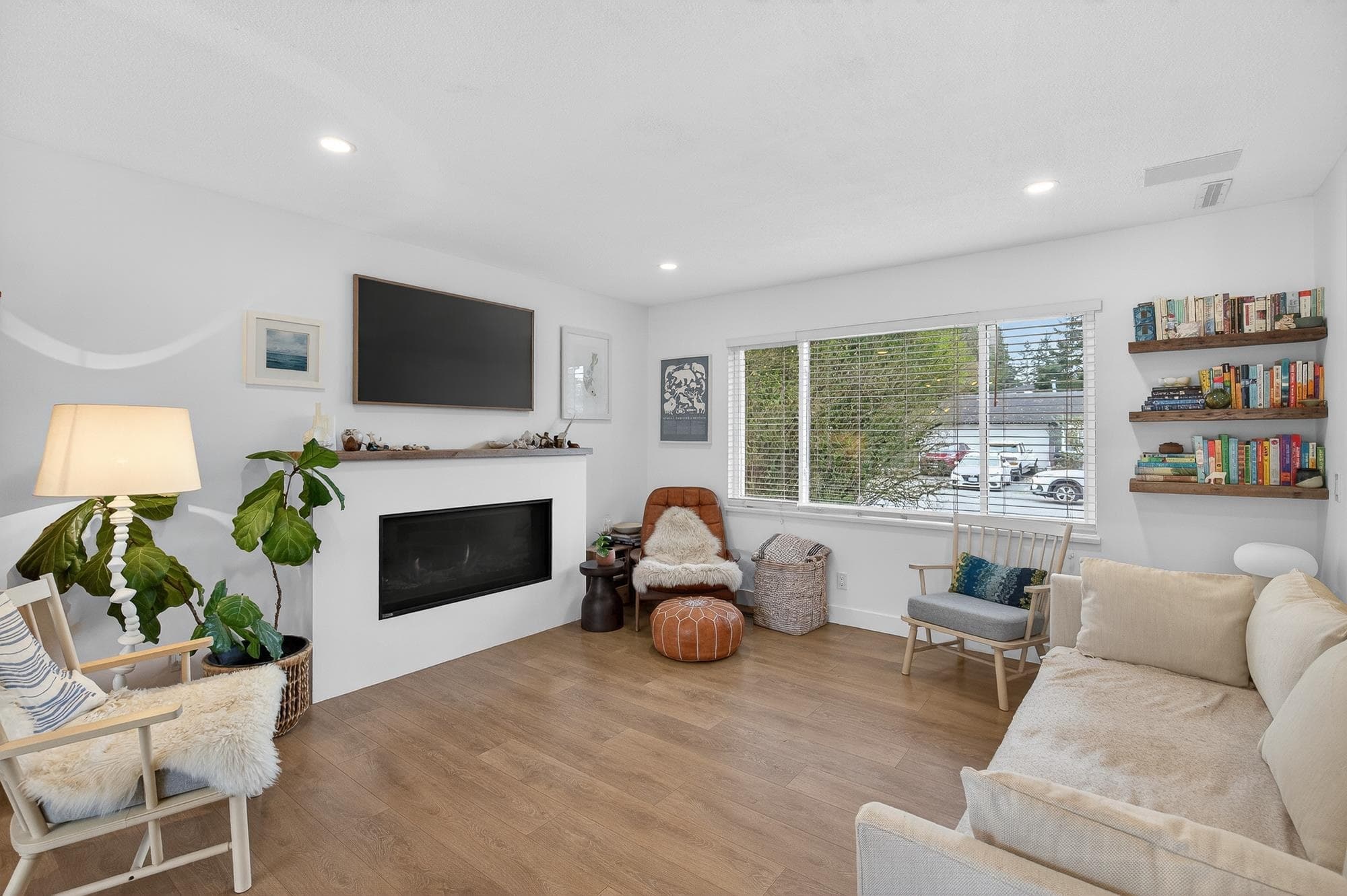 4428 203 Street, Langley, V3A 6P7 — photo 4