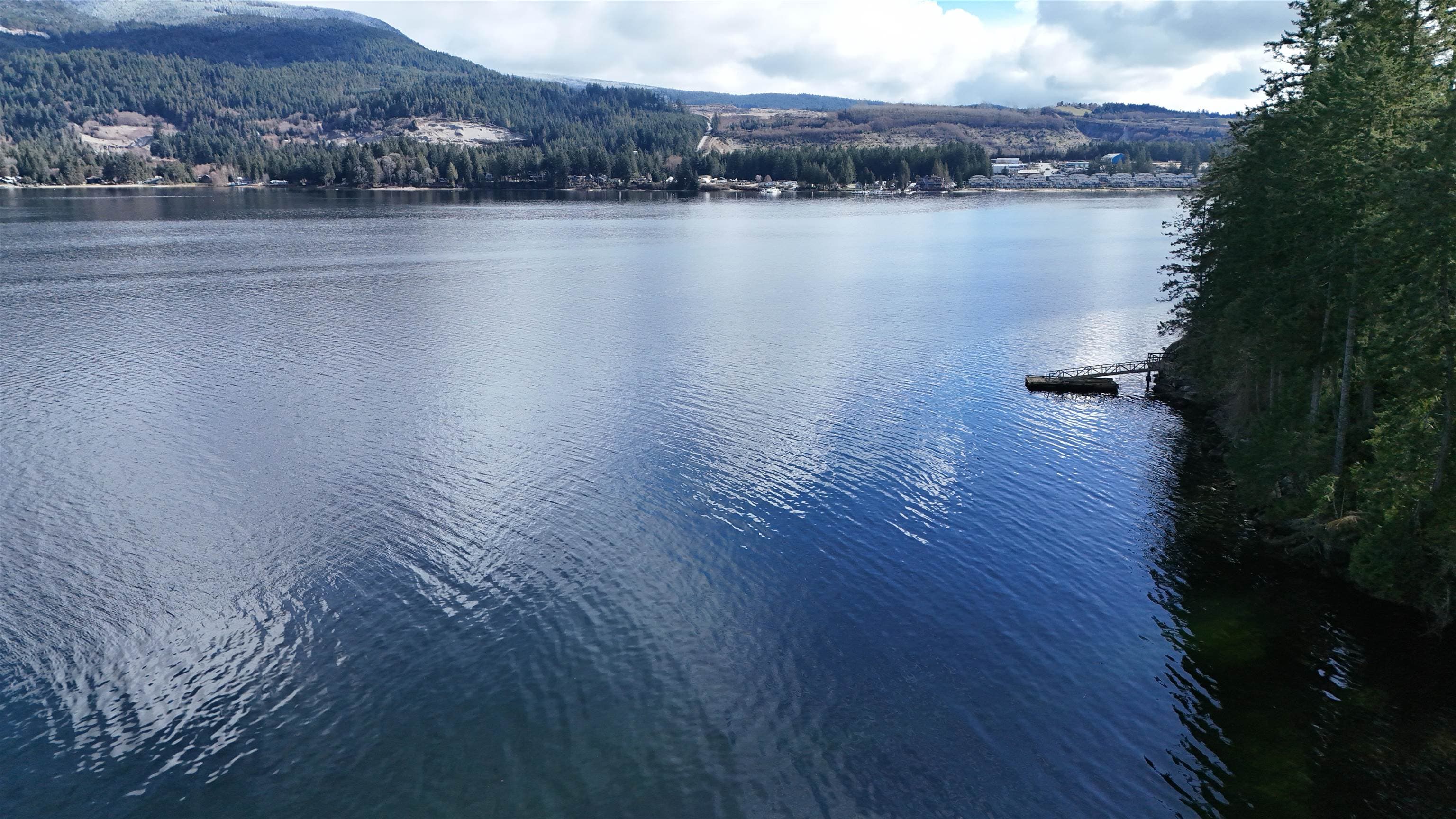 6106 Poise Island Drive, Sechelt, V7Z 0L5 — photo 4