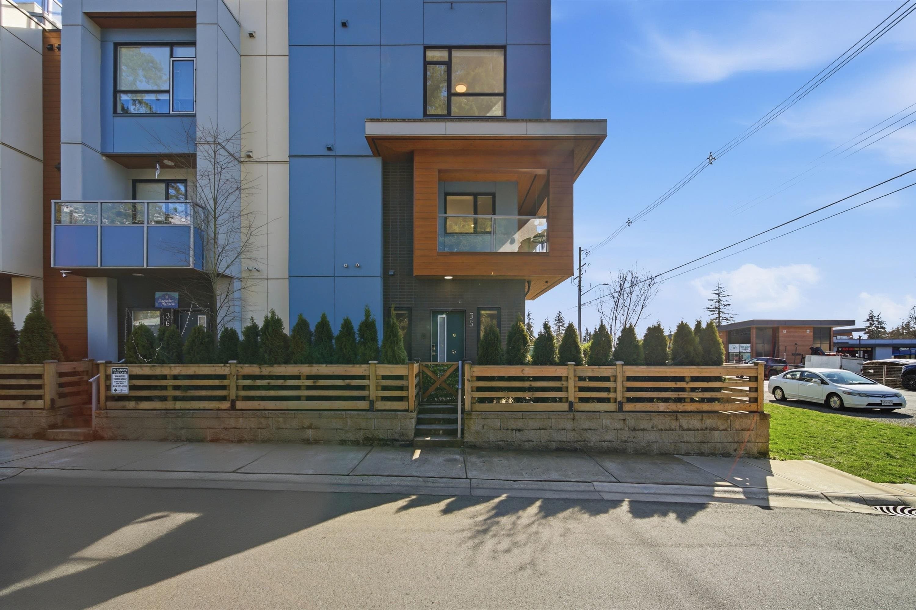 35 - 5858 132 Street, Surrey, V3X 1N1 — photo 3