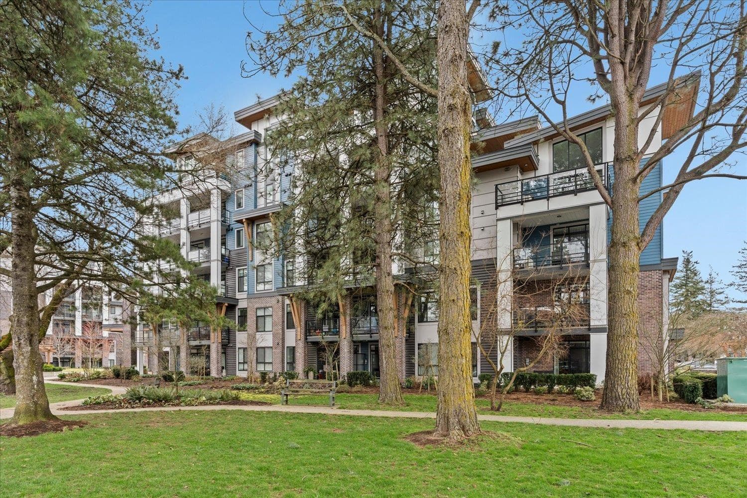 503 - 45500 Market Way, Chilliwack, V2R 6G5 — photo 1