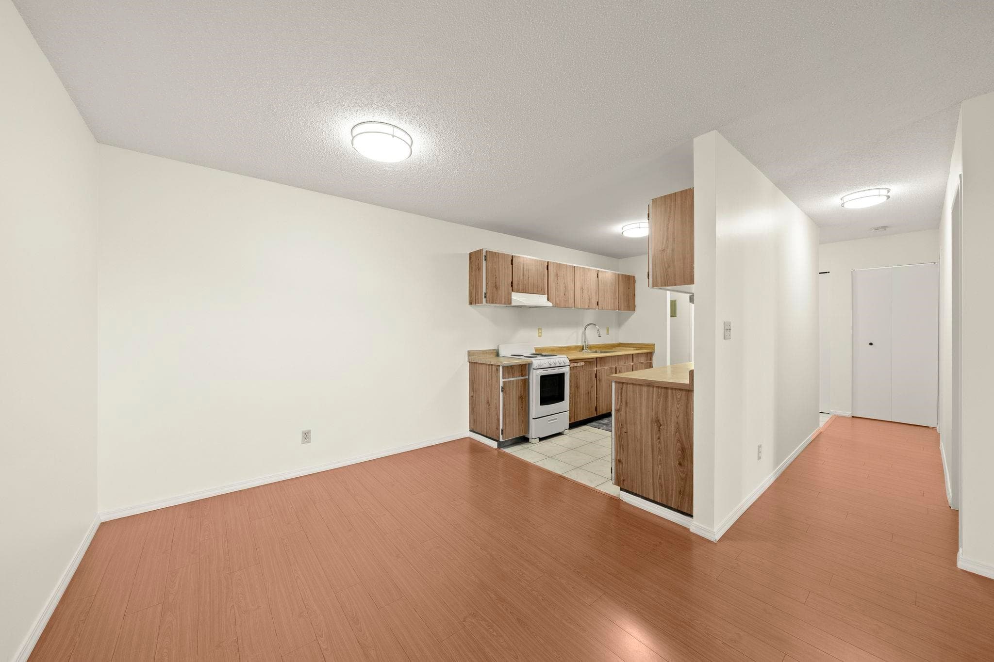 312 - 8391 Bennett Road, Richmond, V6Y 1N4 — photo 5