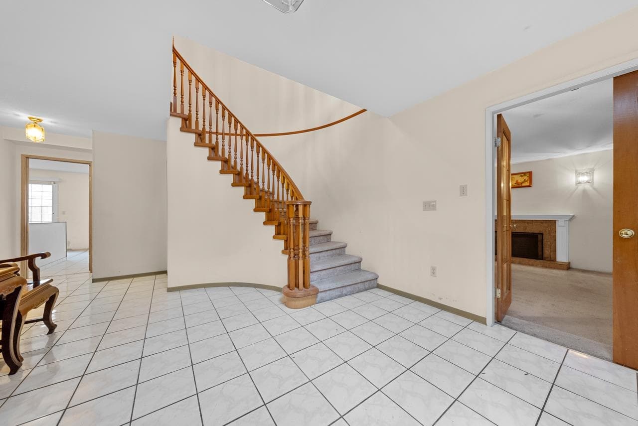 8020 General Currie Road, Richmond, V6Y 1M1 — photo 3