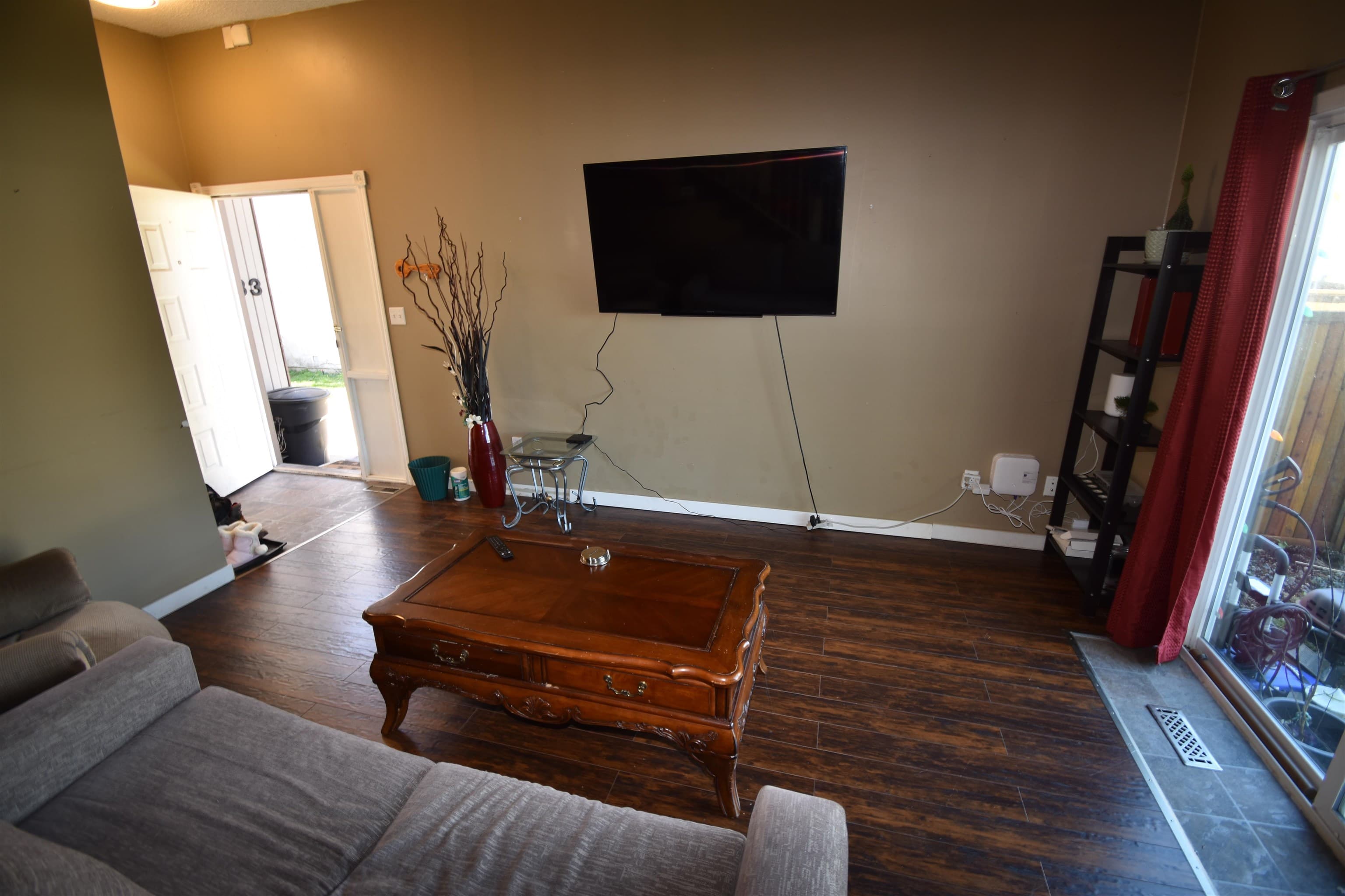 633 Douglas Street, Hope, V0X 1L0 — photo 5