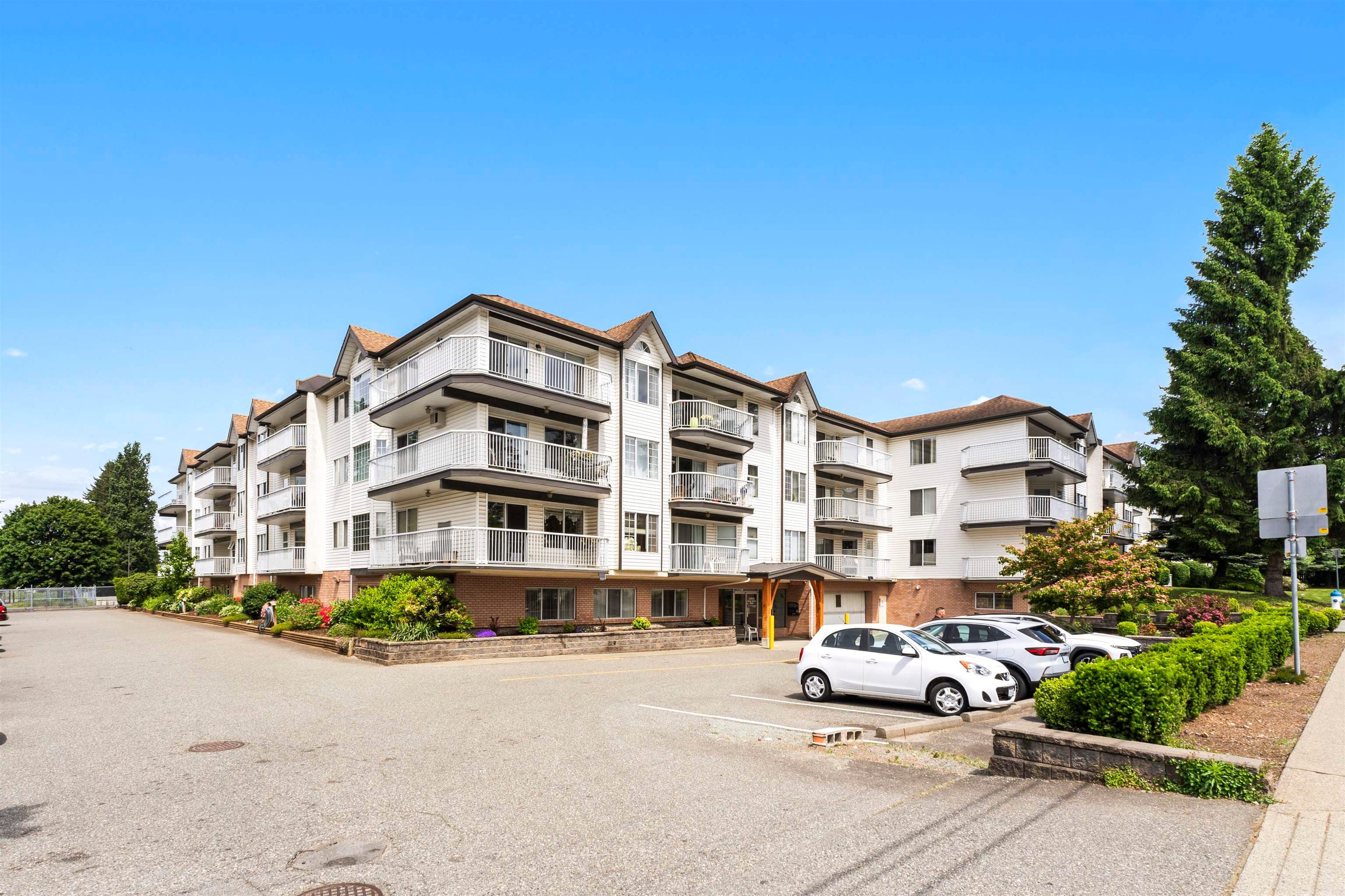 315 - 33535 King Road, Abbotsford, V2S 6Z5 — photo 2