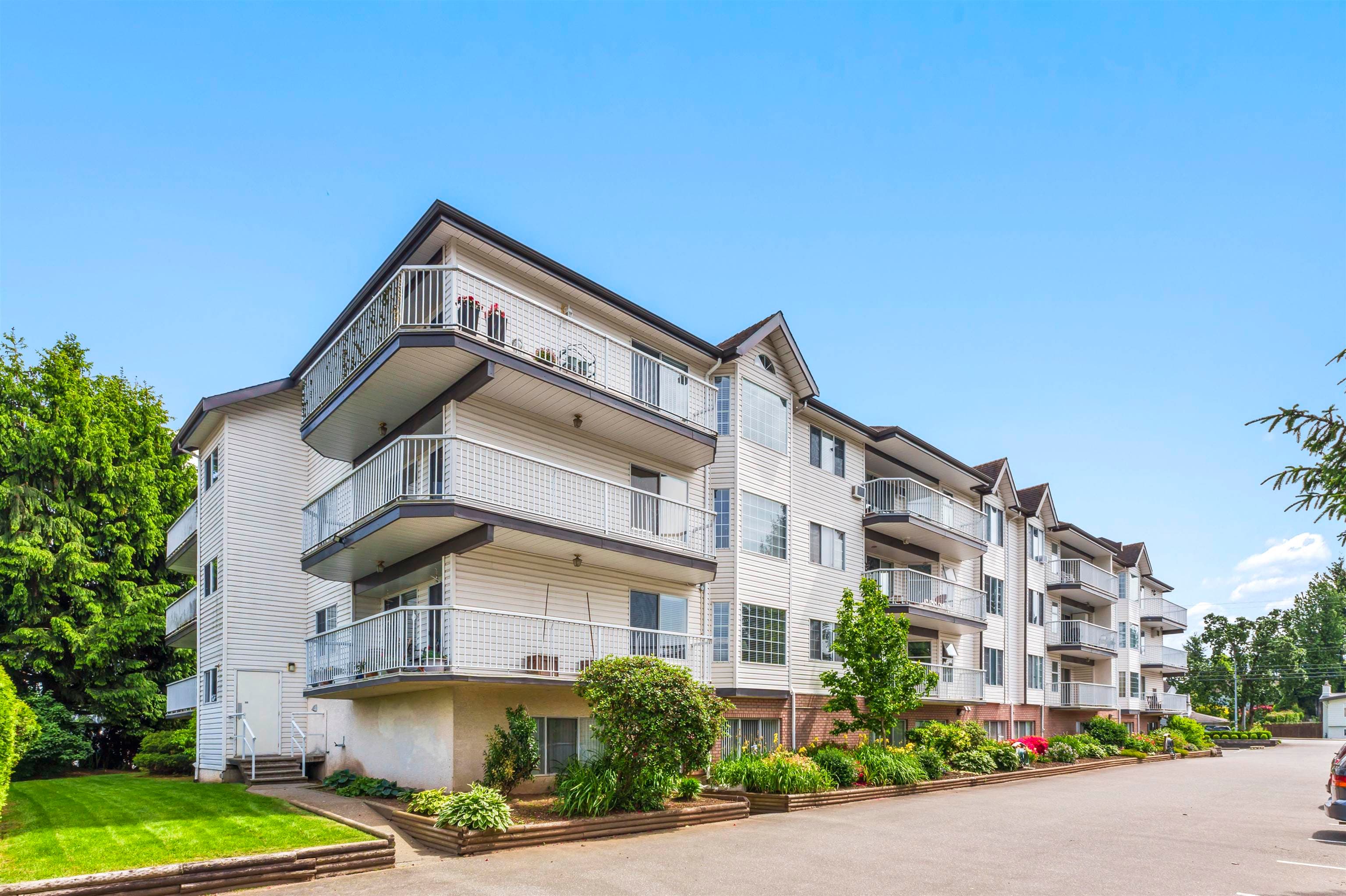 315 - 33535 King Road, Abbotsford, V2S 6Z5 — photo 1
