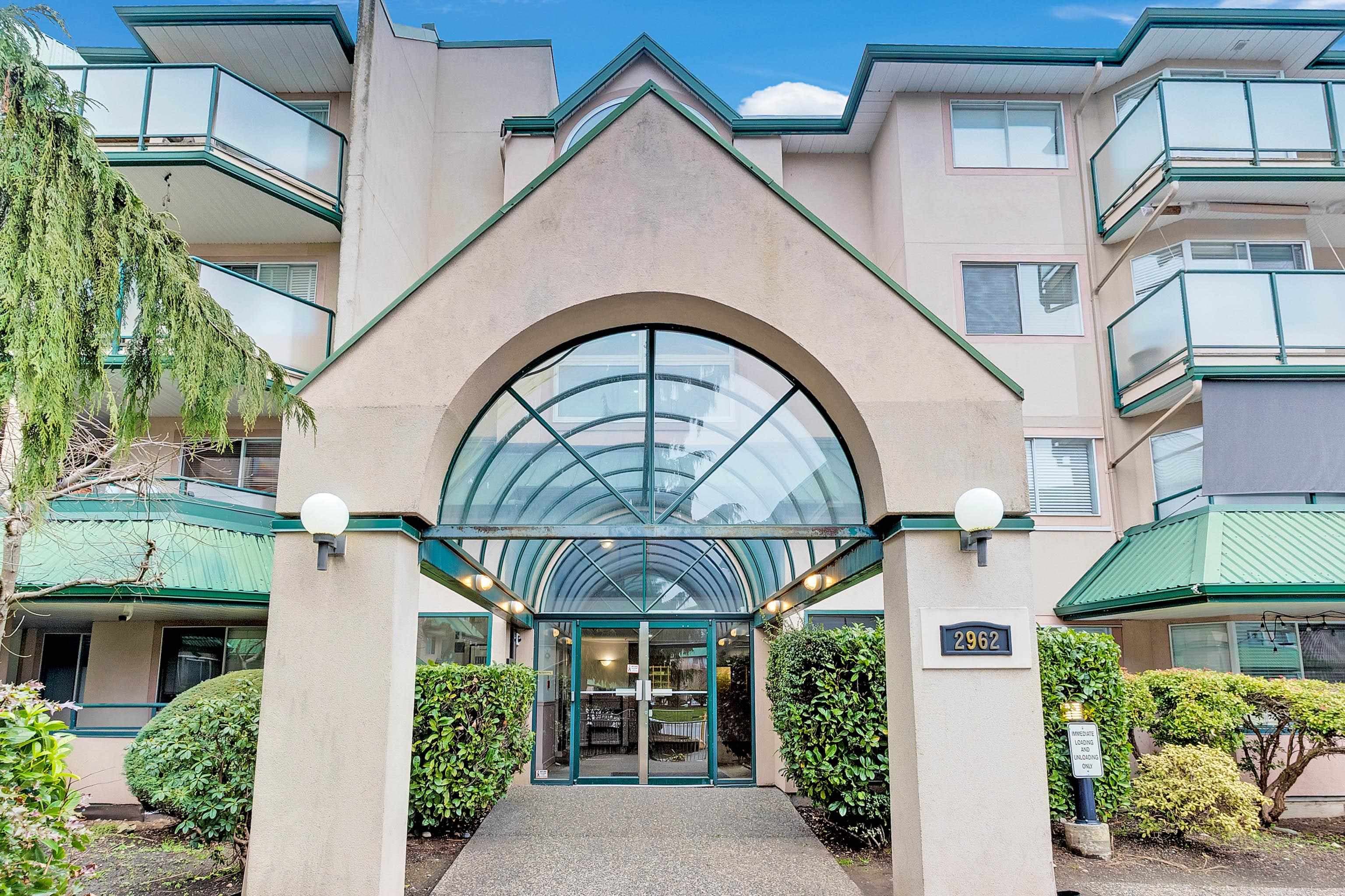 216 - 2962 Trethewey Street, Abbotsford, V2T 4M3 — photo 1