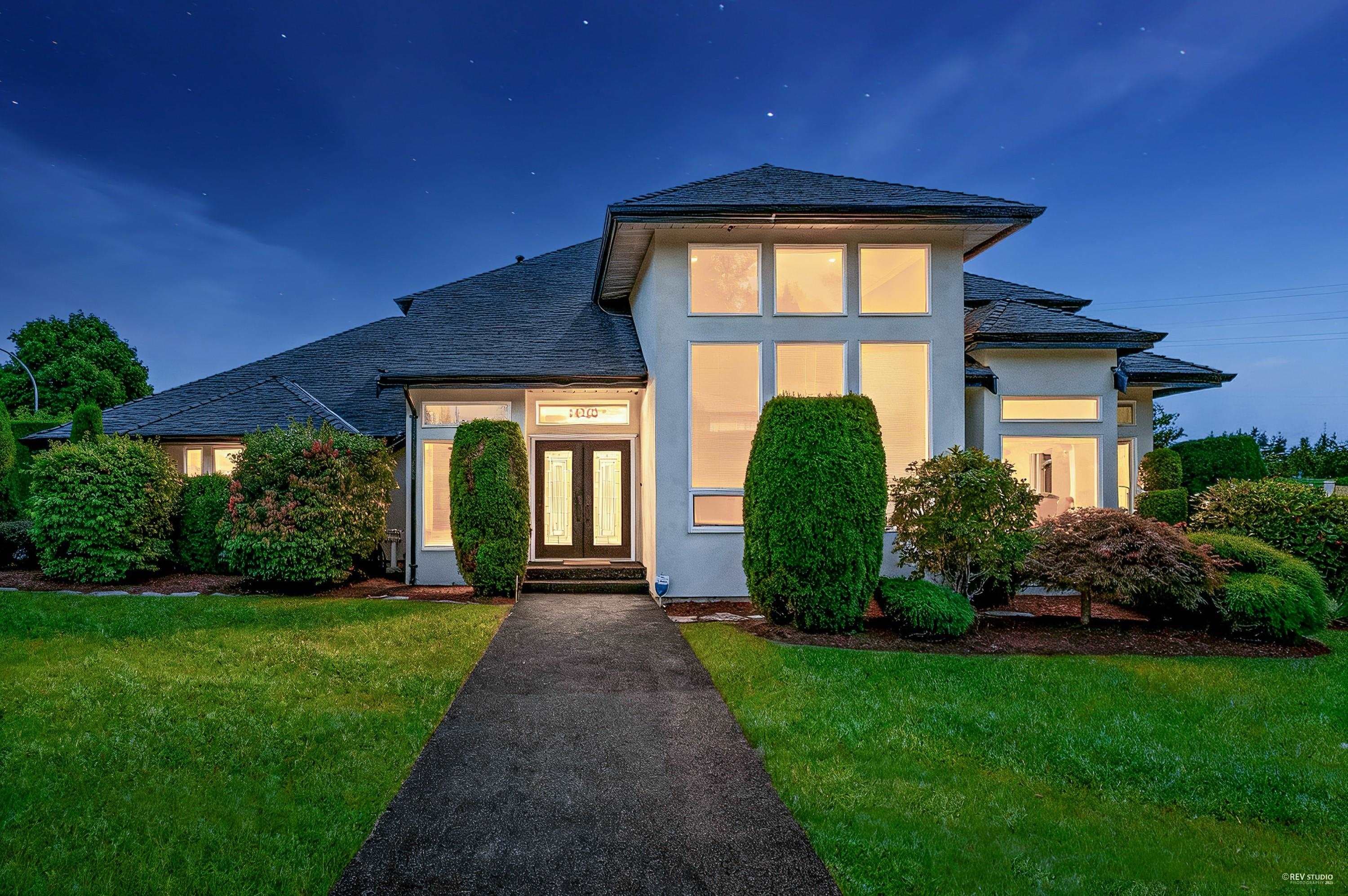 14260 82a Avenue, Surrey, V3W 0V6 — photo 1