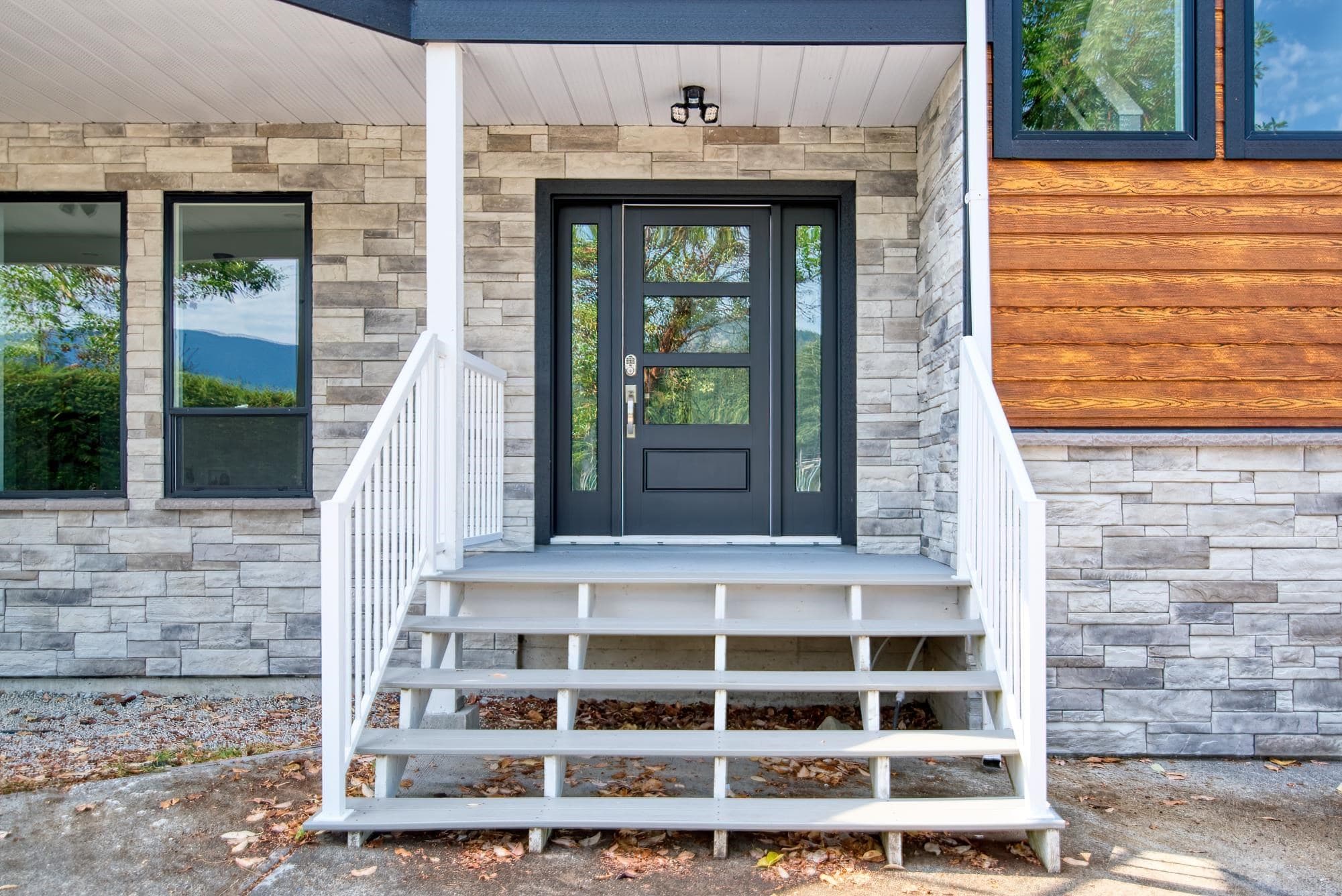 12848 Gilden Road, Madeira Park, V0N 2H1 — photo 5
