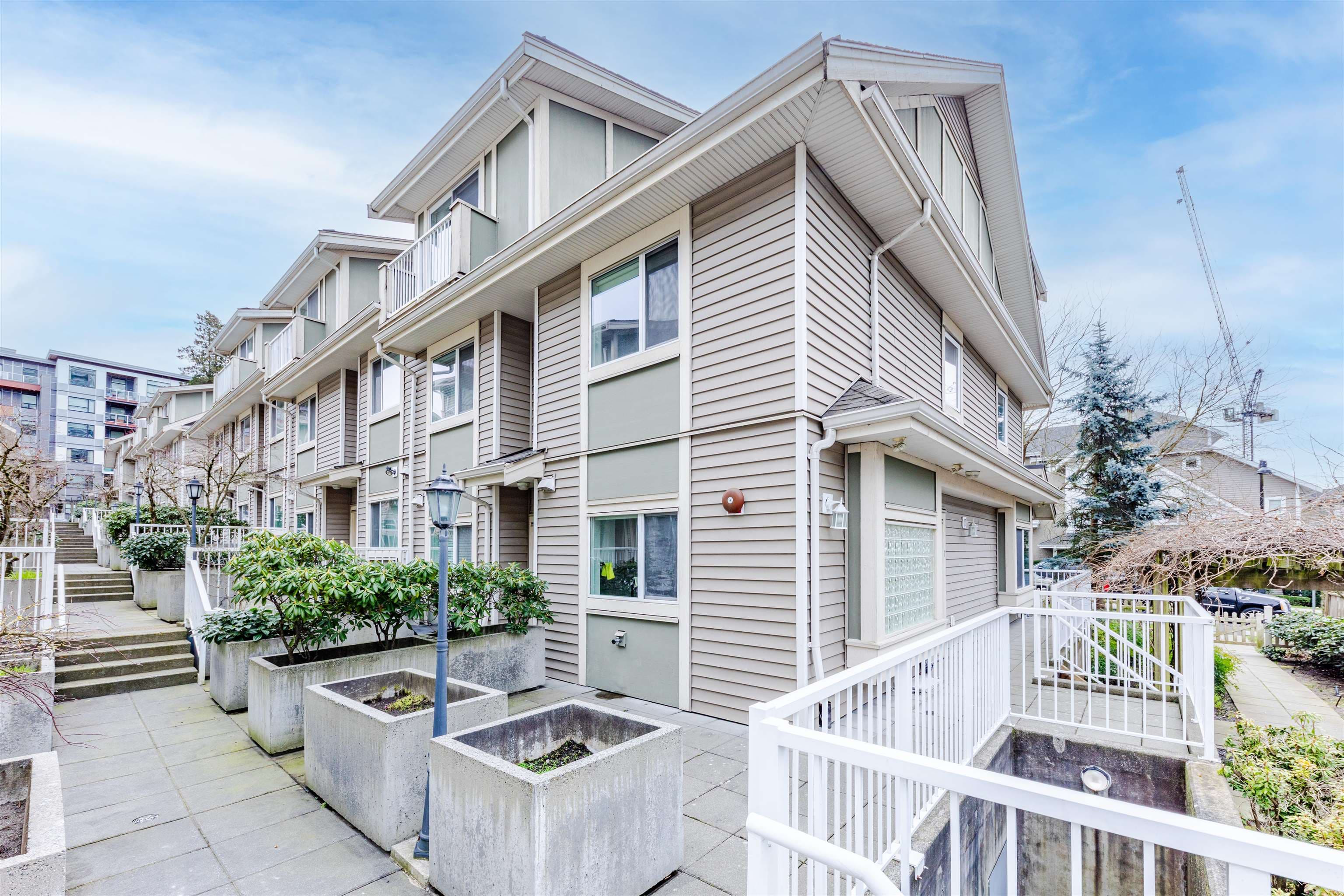7 - 621 Langside Avenue, Coquitlam, V3J 0A8 — photo 2