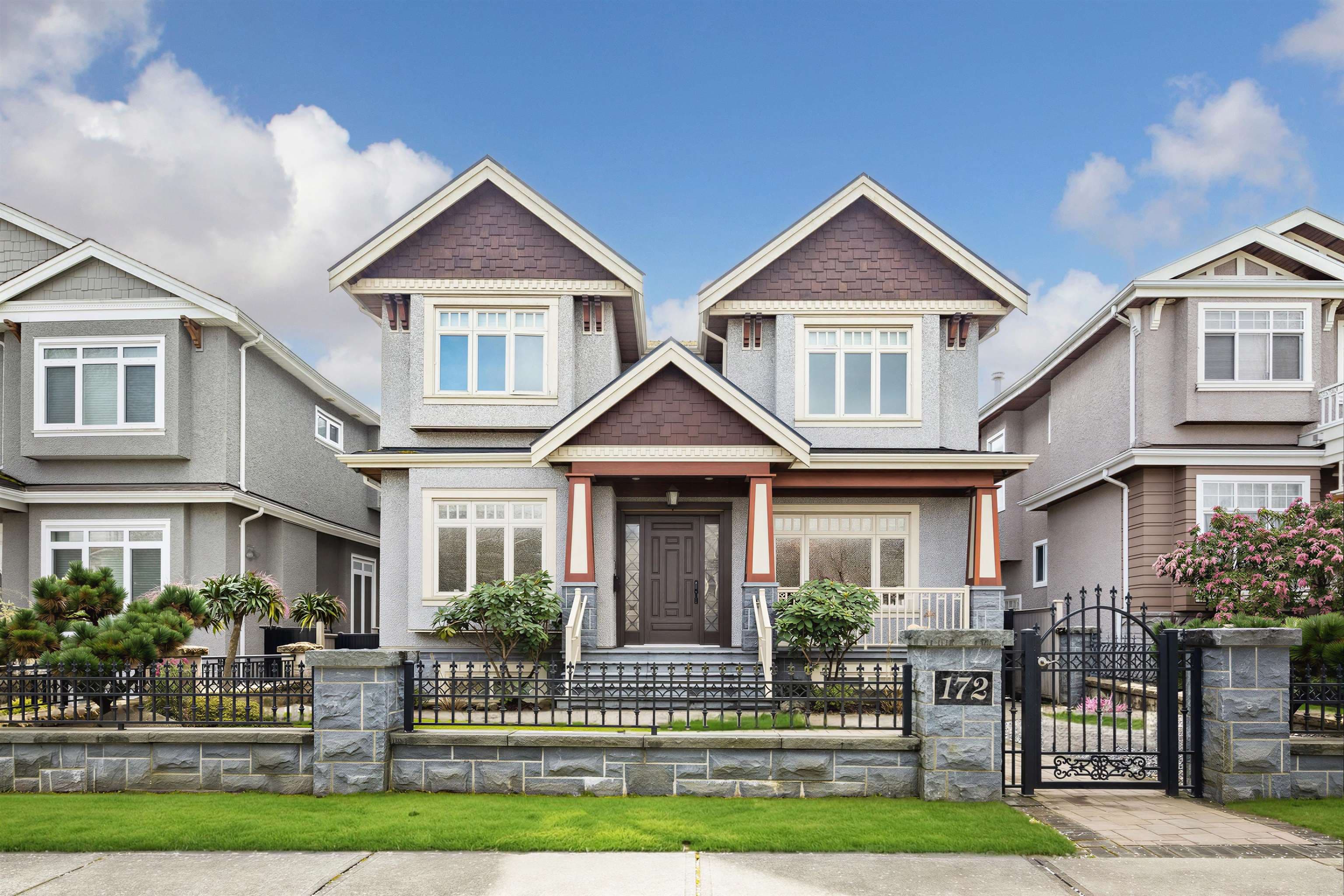 172 W 46th Avenue, Vancouver, V5Y 2W9 — photo 1