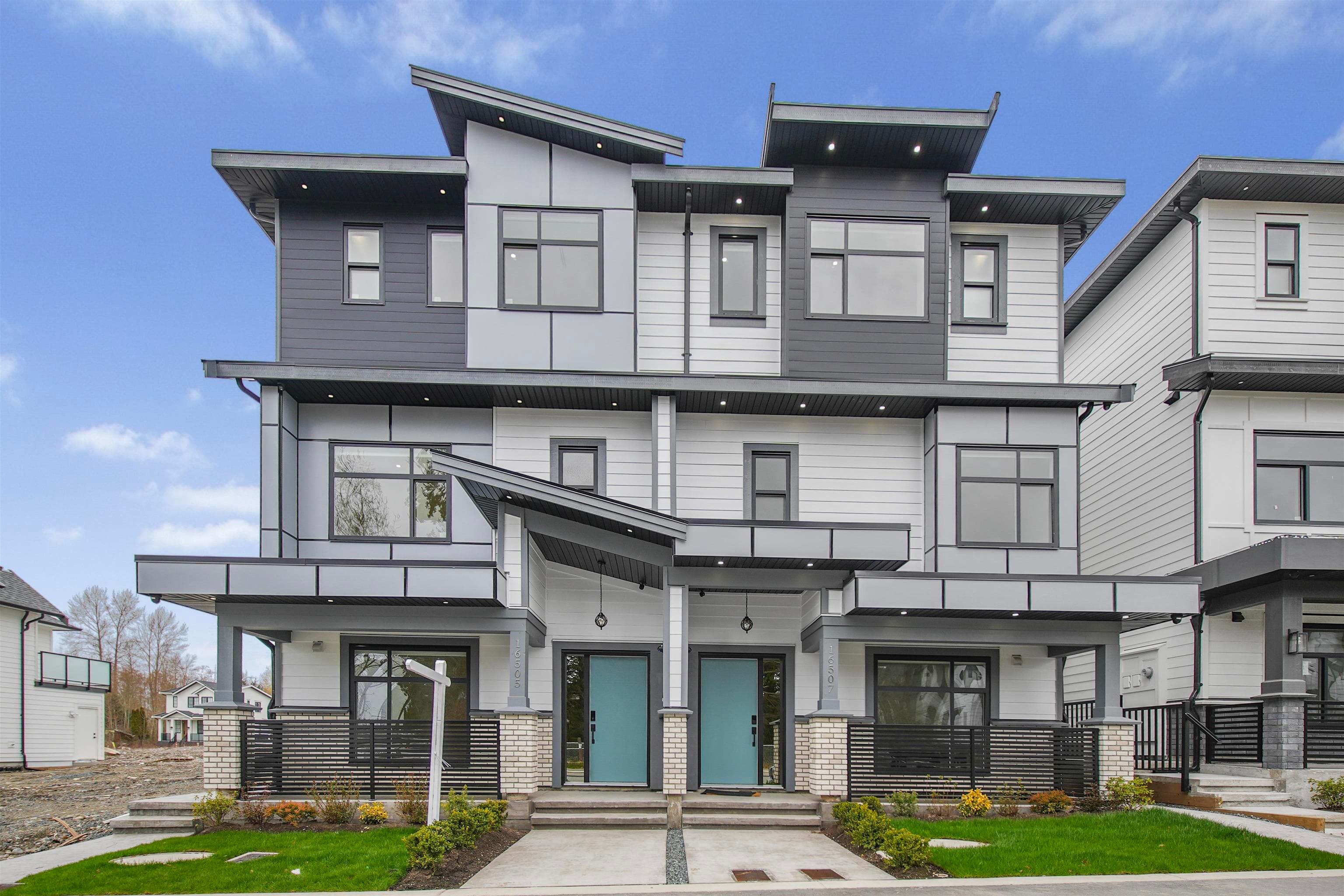 16505 20 Avenue, Surrey, V3Z 9M9 — photo 1