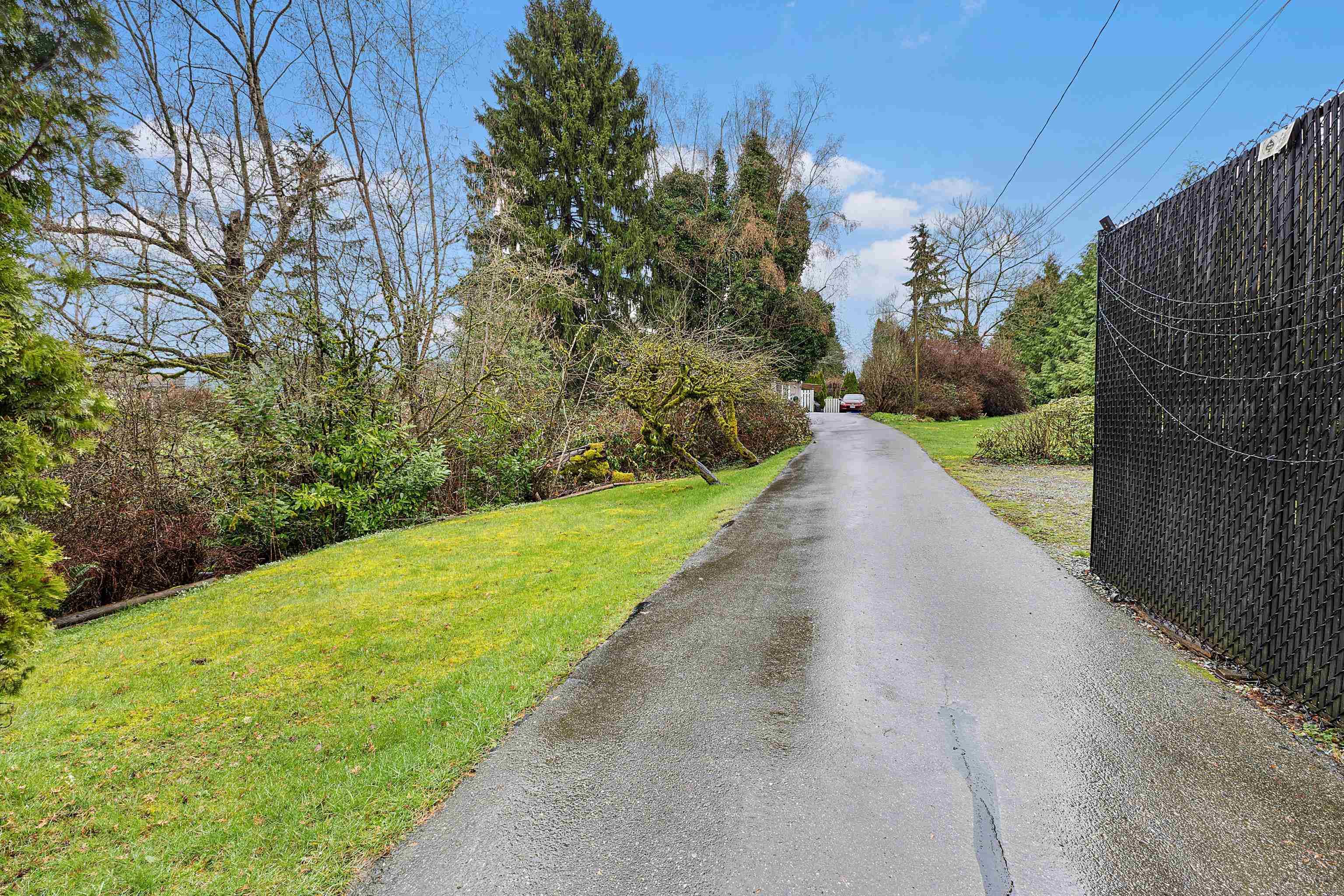 7444 184 Street, Surrey, V4N 3G5 — photo 2