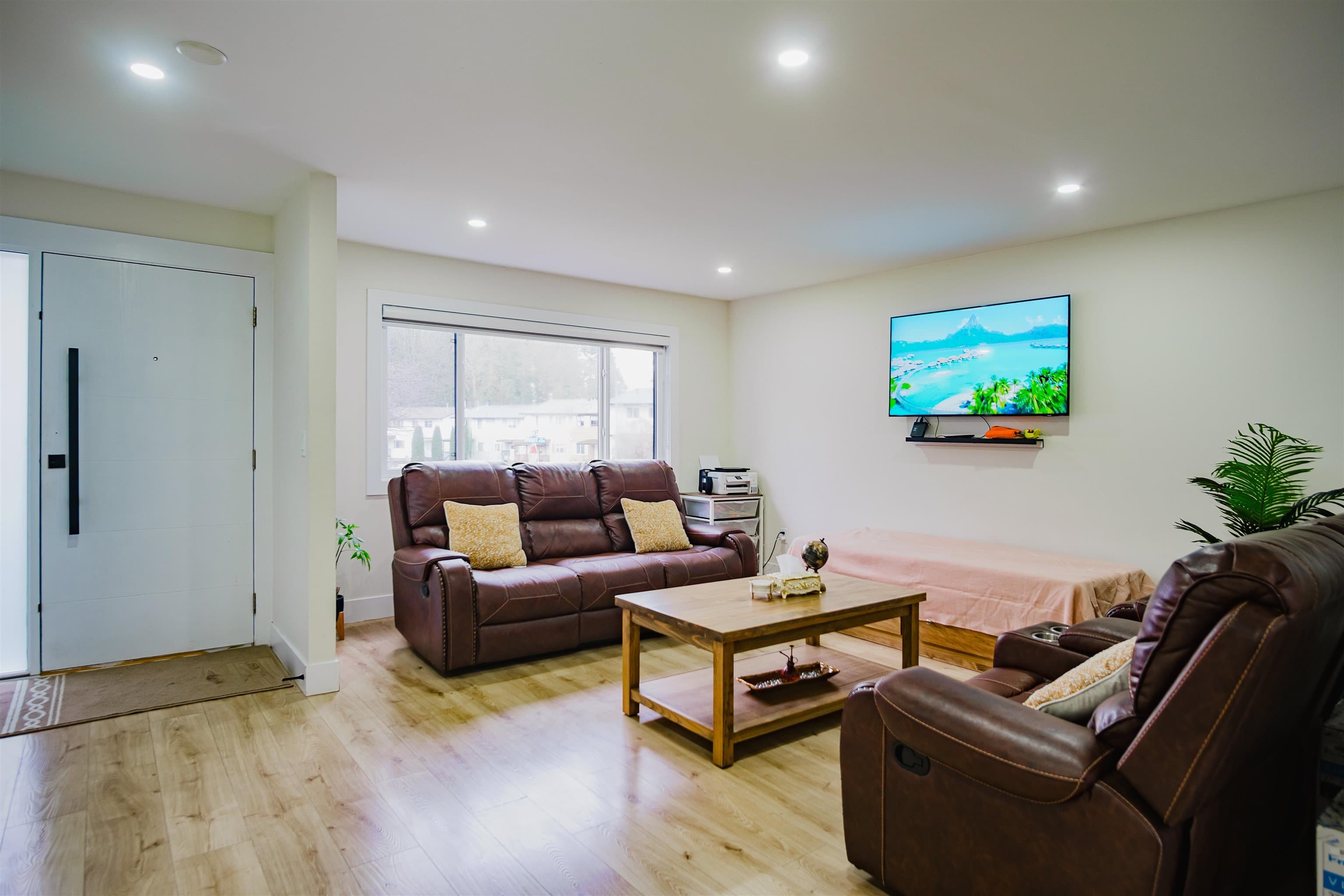 32347 Brant Avenue, Mission, V2V 4Y9 — photo 4