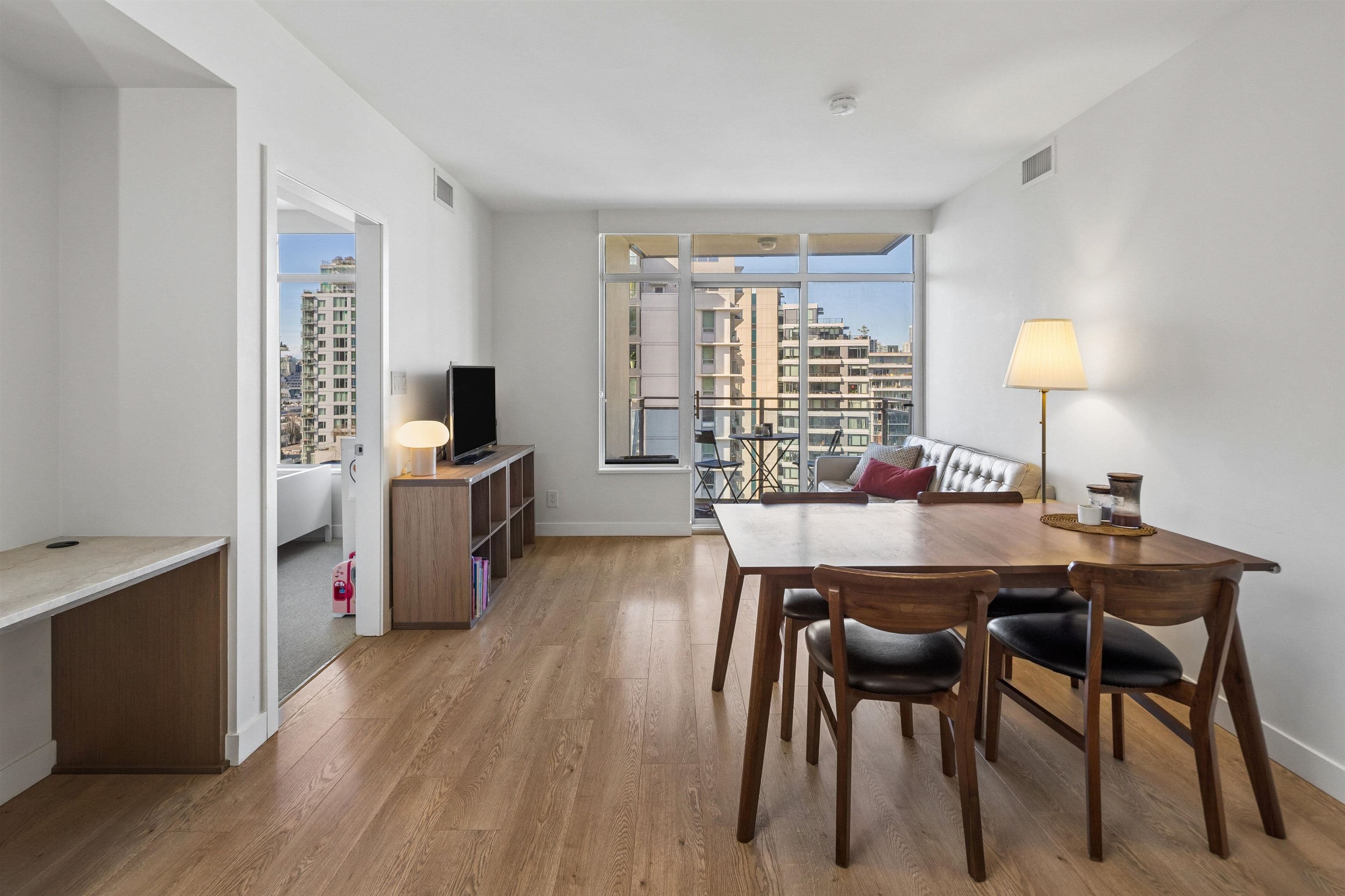 1209 - 111 E 1st Avenue, Vancouver, V6A 0E9 — photo 1