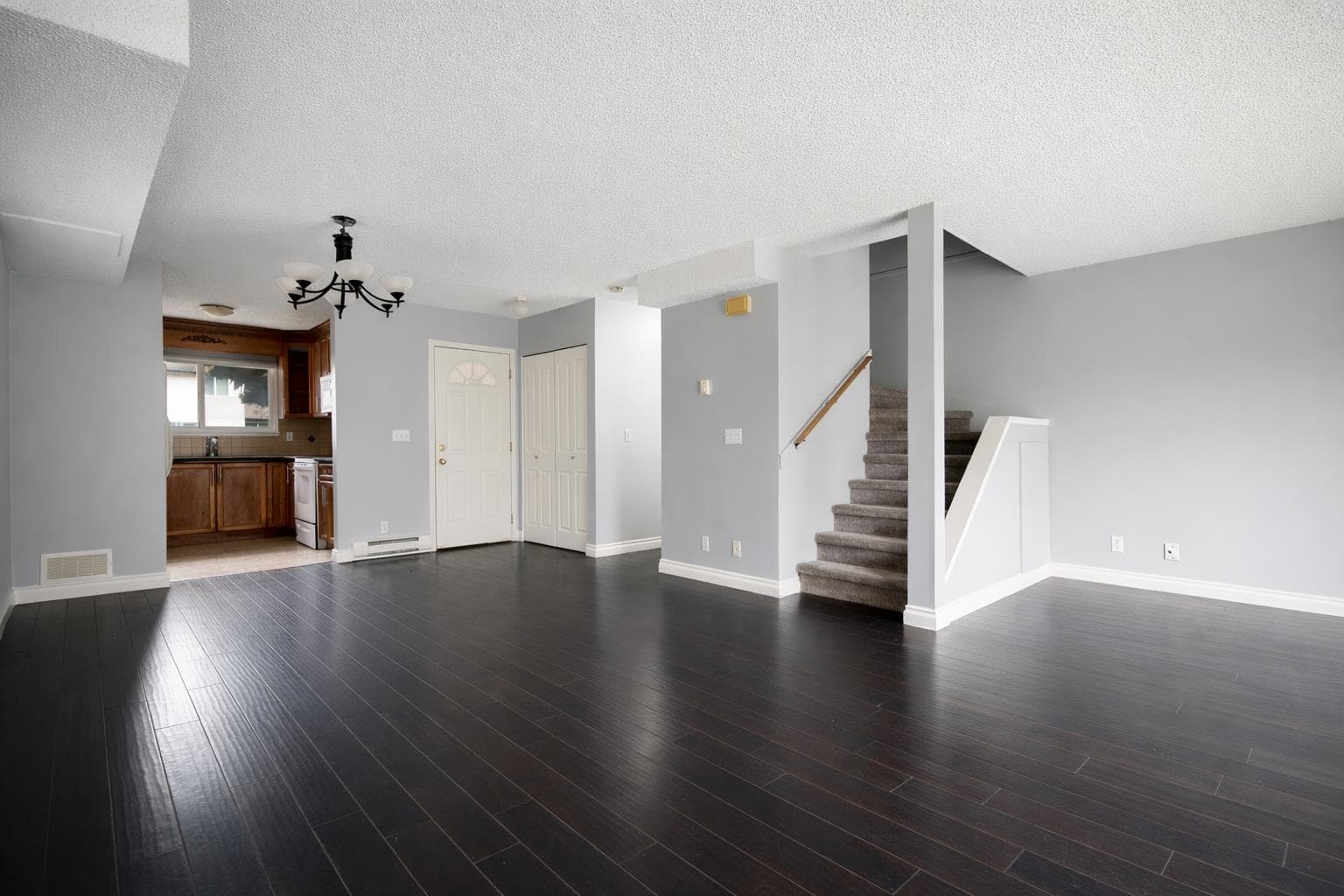 7754 119a Street, Delta, V4C 6N6 — photo 3