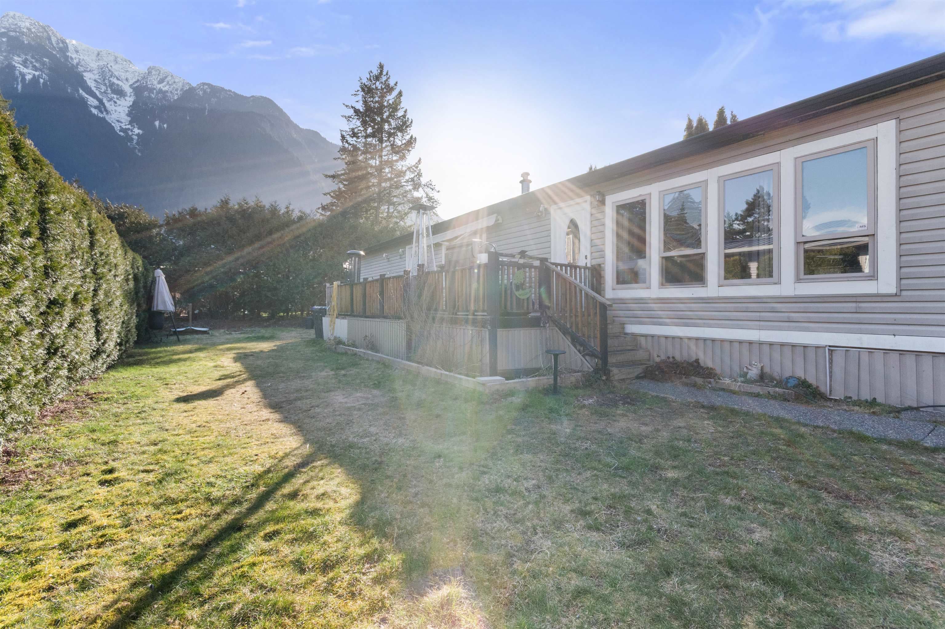 111 - 65367 Kawkawa Lake Road, Hope, V0X 1L1 — photo 1