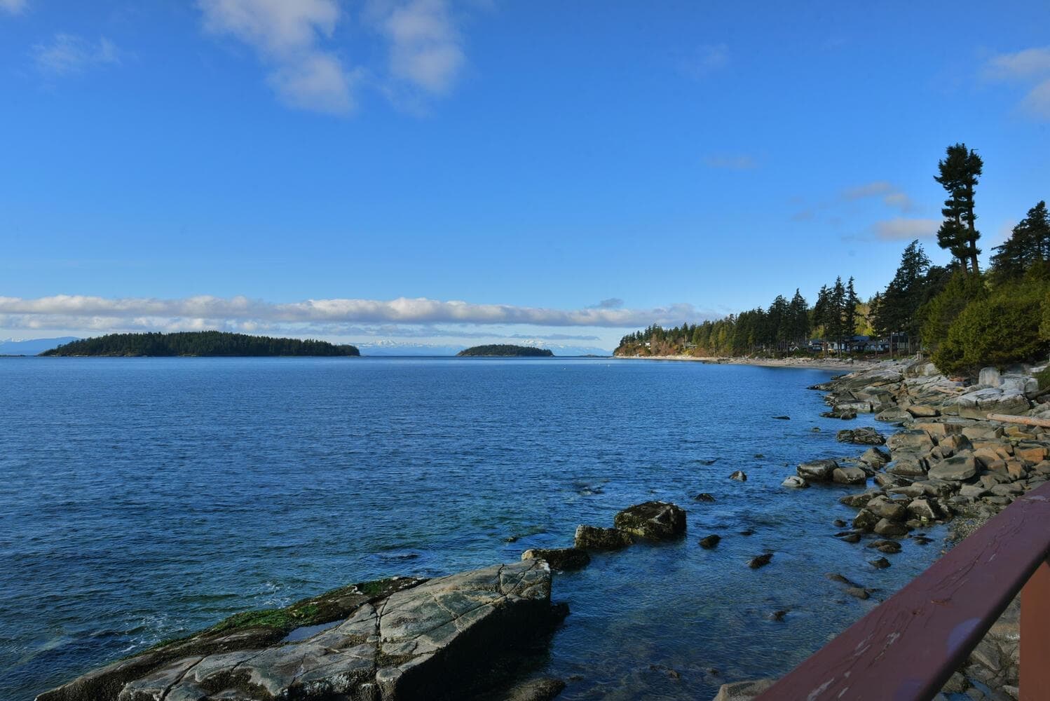 5907 Sunshine Coast Highway, Sechelt, V0N 3A0 — photo 2