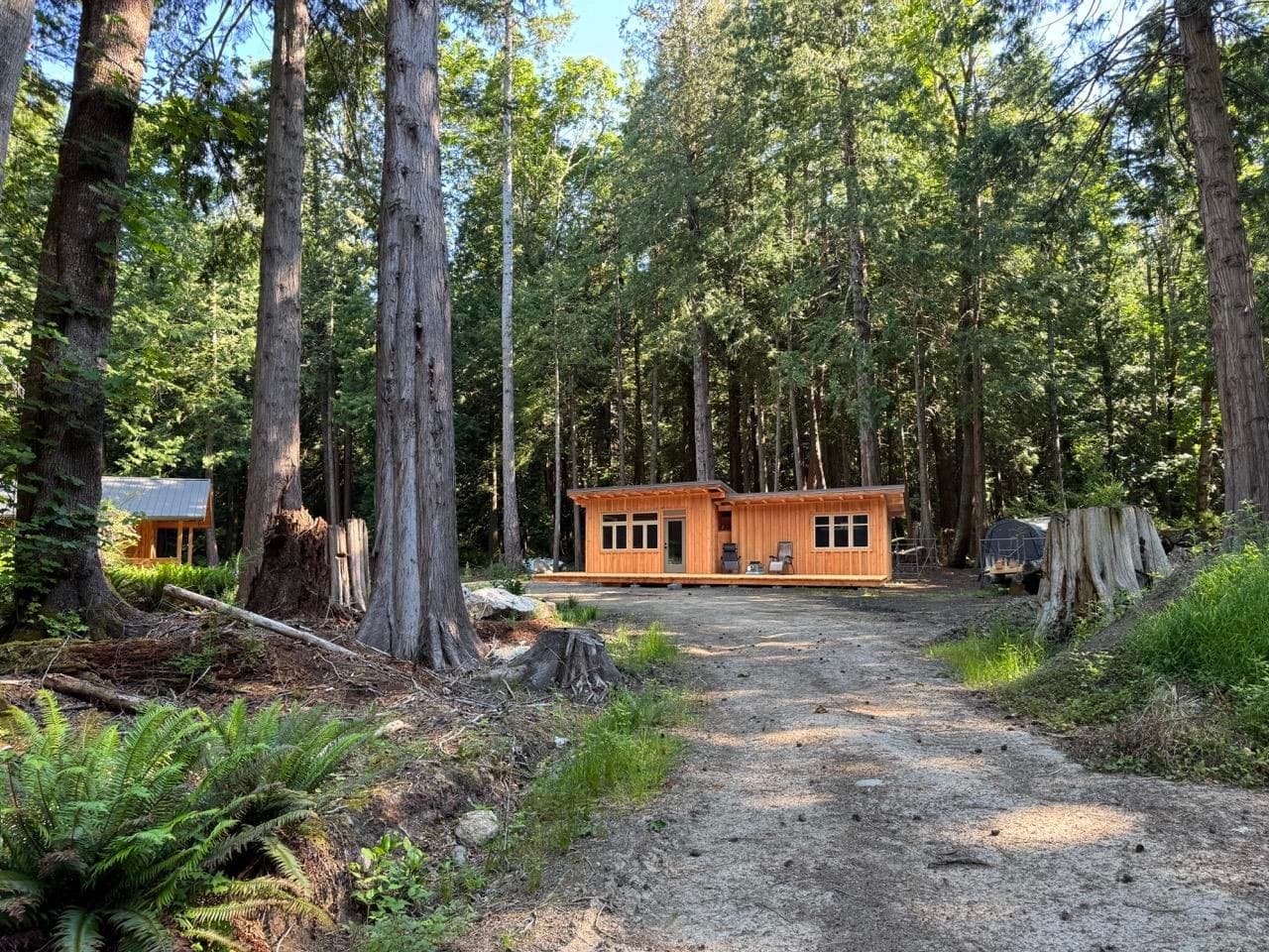 315 Hairy Elbow Road, Sechelt, V0N 3A0 — photo 2