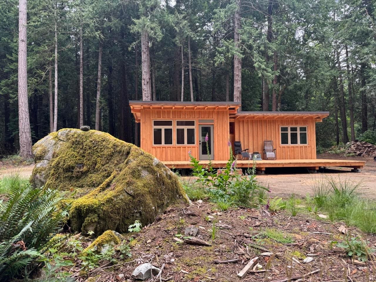 315 Hairy Elbow Road, Sechelt, V0N 3A0 — photo 1