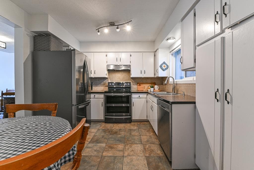 9 - 32870 Bevan Way, Abbotsford, V2S 6R3 — photo 2