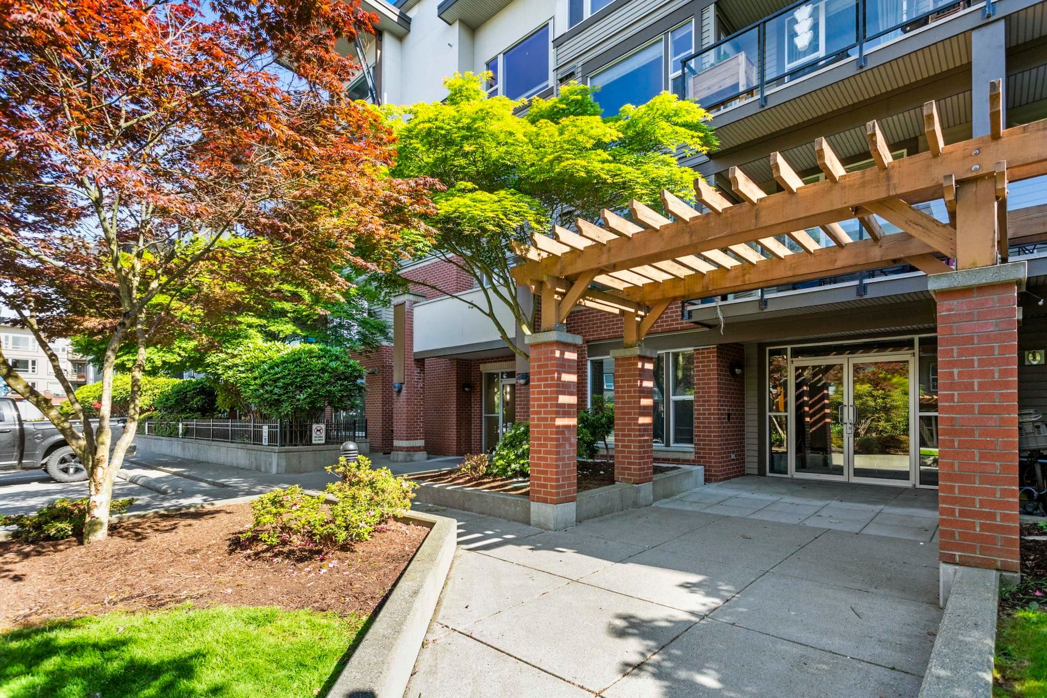 203 - 33539 Holland Avenue, Abbotsford, V2S 0C6 — photo 3