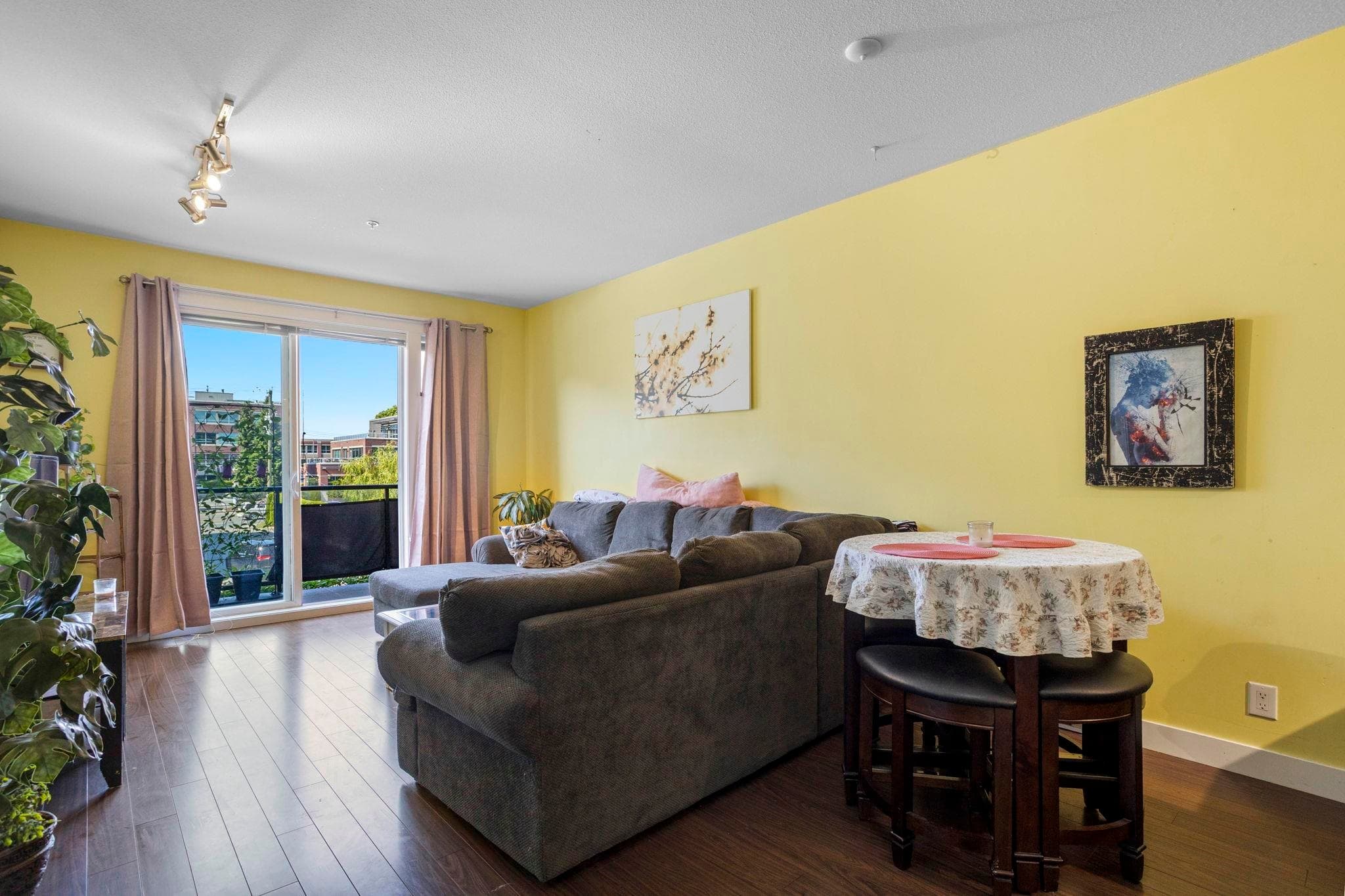 203 - 33539 Holland Avenue, Abbotsford, V2S 0C6 — photo 5