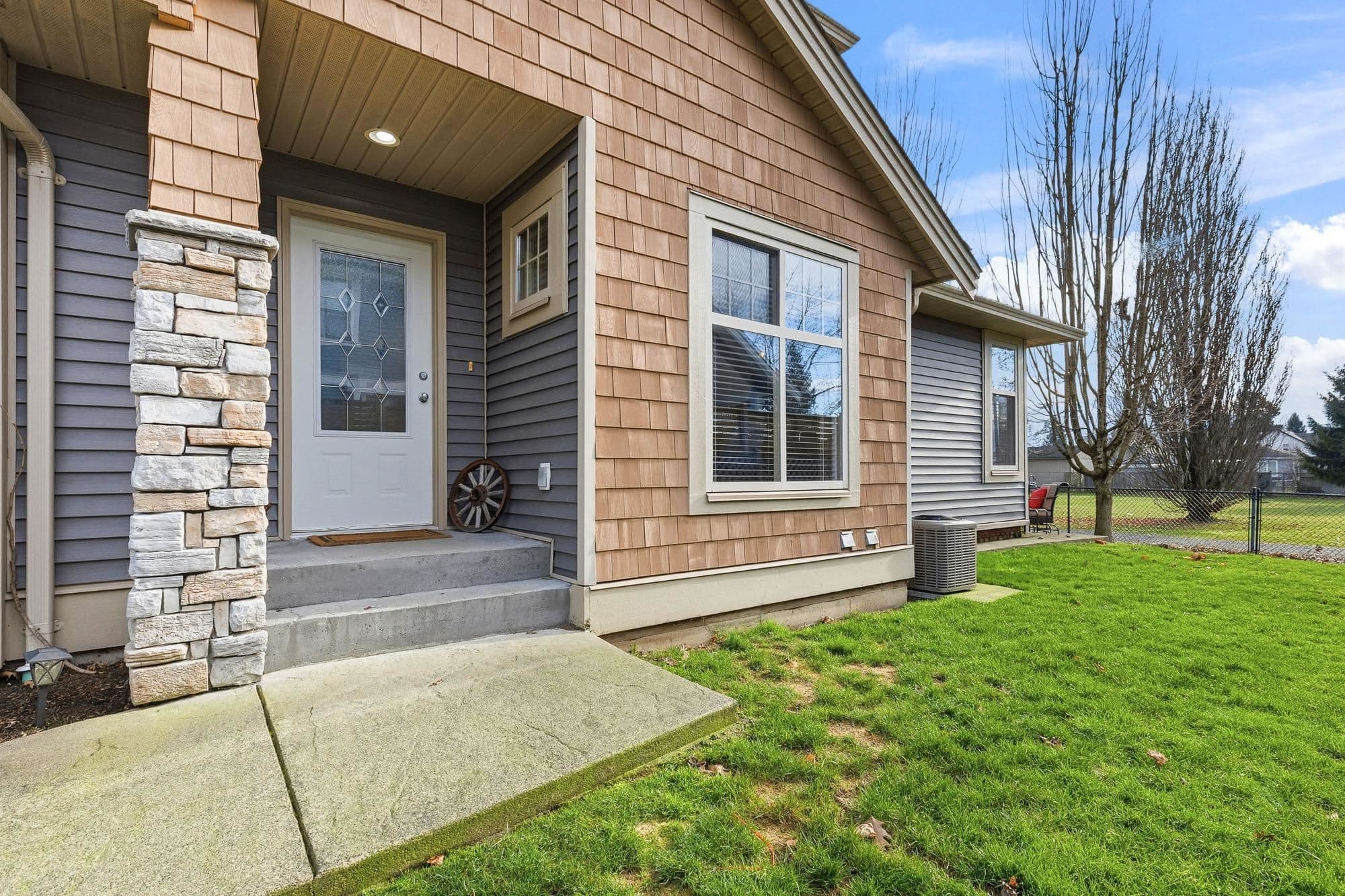 4 - 46150 Riverside Drive, Chilliwack, V2P 3K9 — photo 2