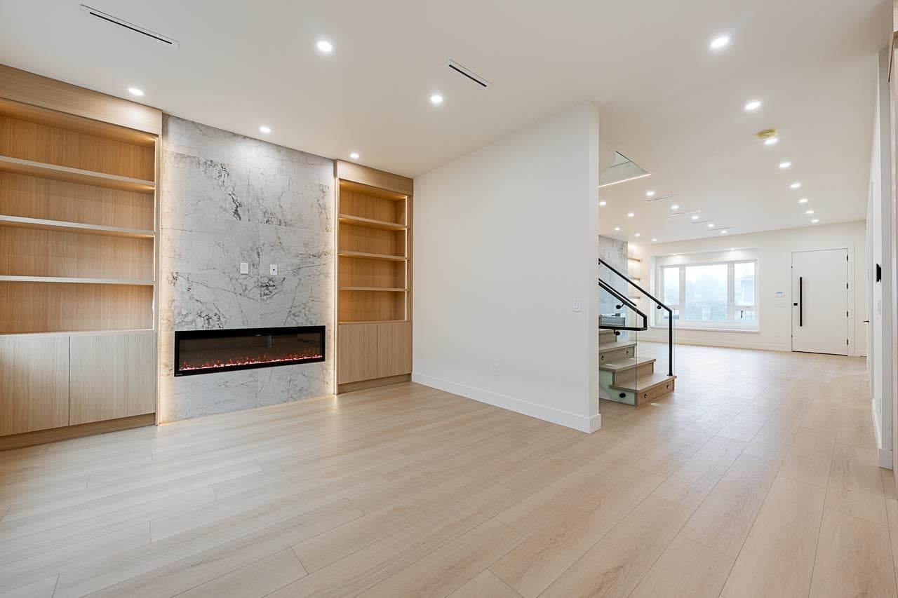 2 - 6554 Charles Street, Burnaby, V5B 2H1 — photo 1