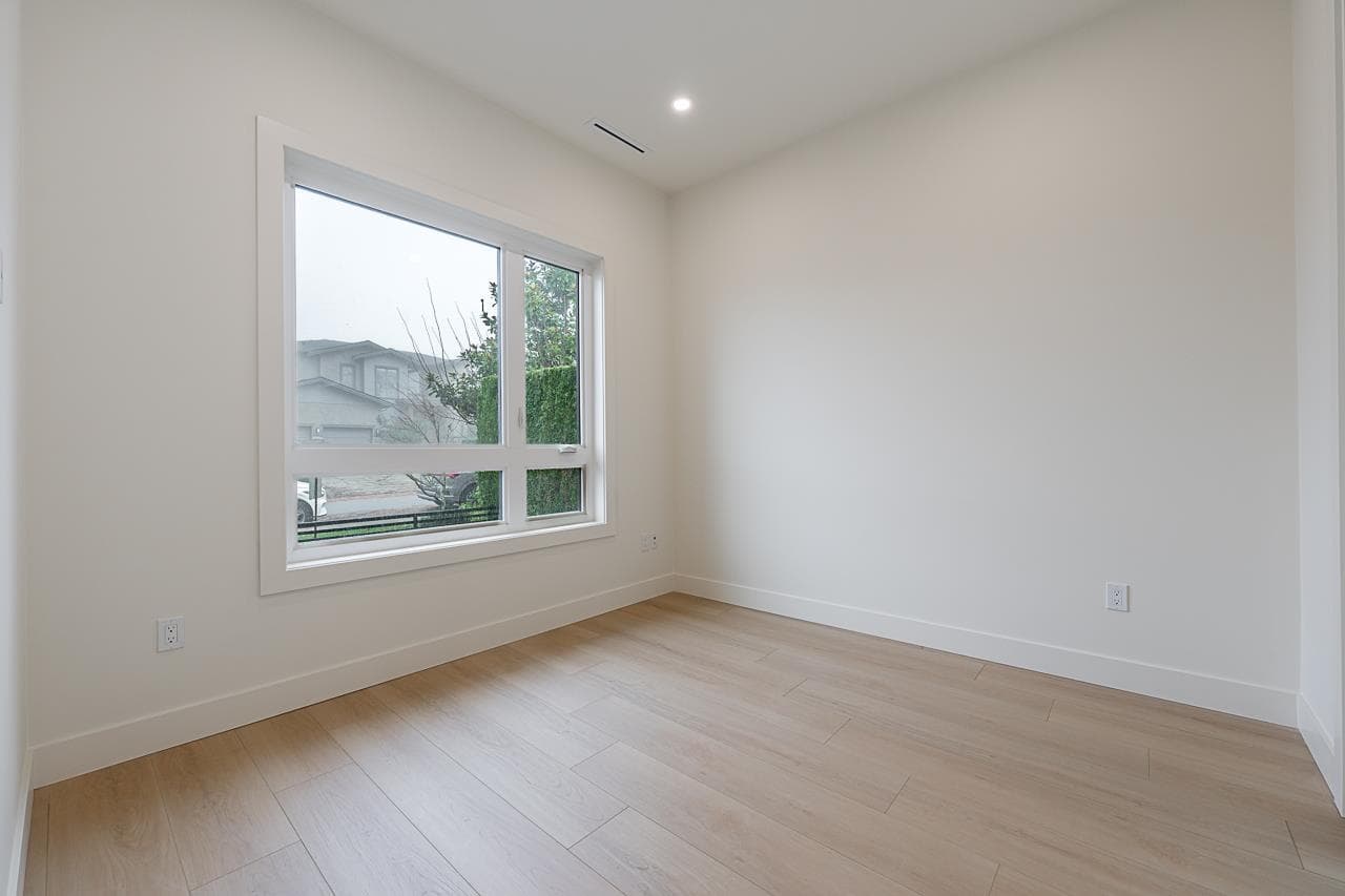 2 - 6554 Charles Street, Burnaby, V5B 2H1 — photo 5
