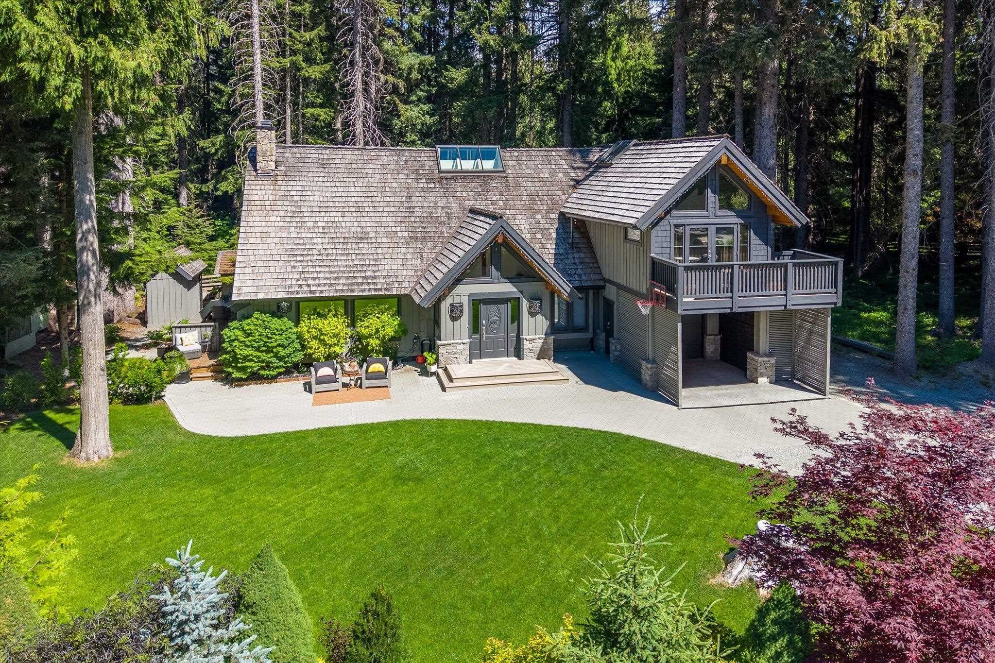 6725 Crabapple Drive, Whistler, V8E 0C5 — photo 1