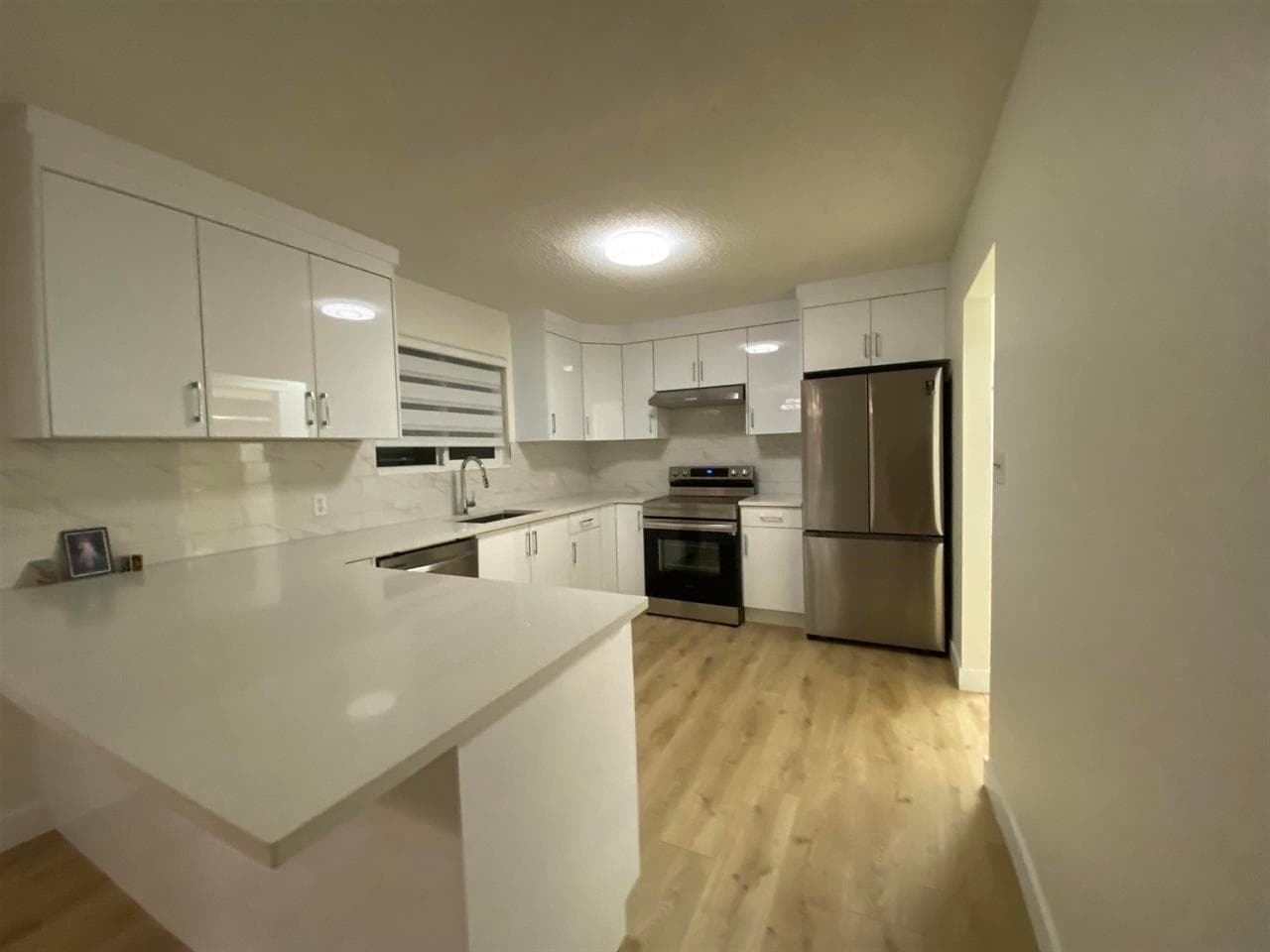 832 Habgood Street, White Rock, V4B 4W3 — photo 4