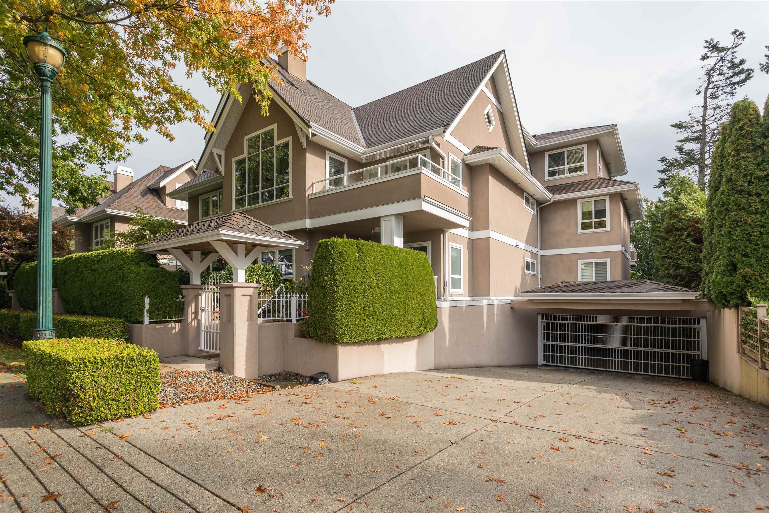 202 - 1250 55th Street, Tsawwassen