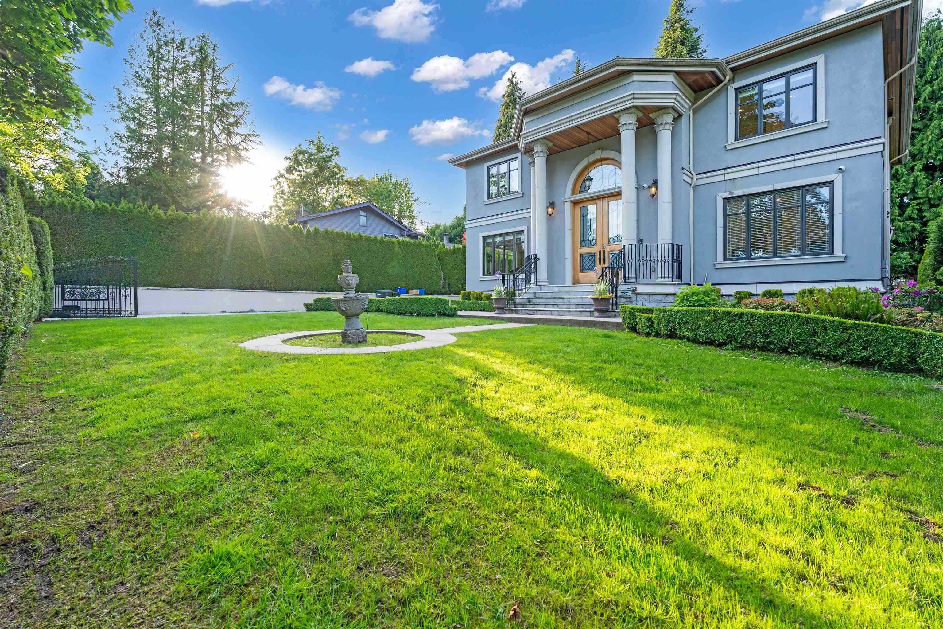 8233 Government Road, Burnaby