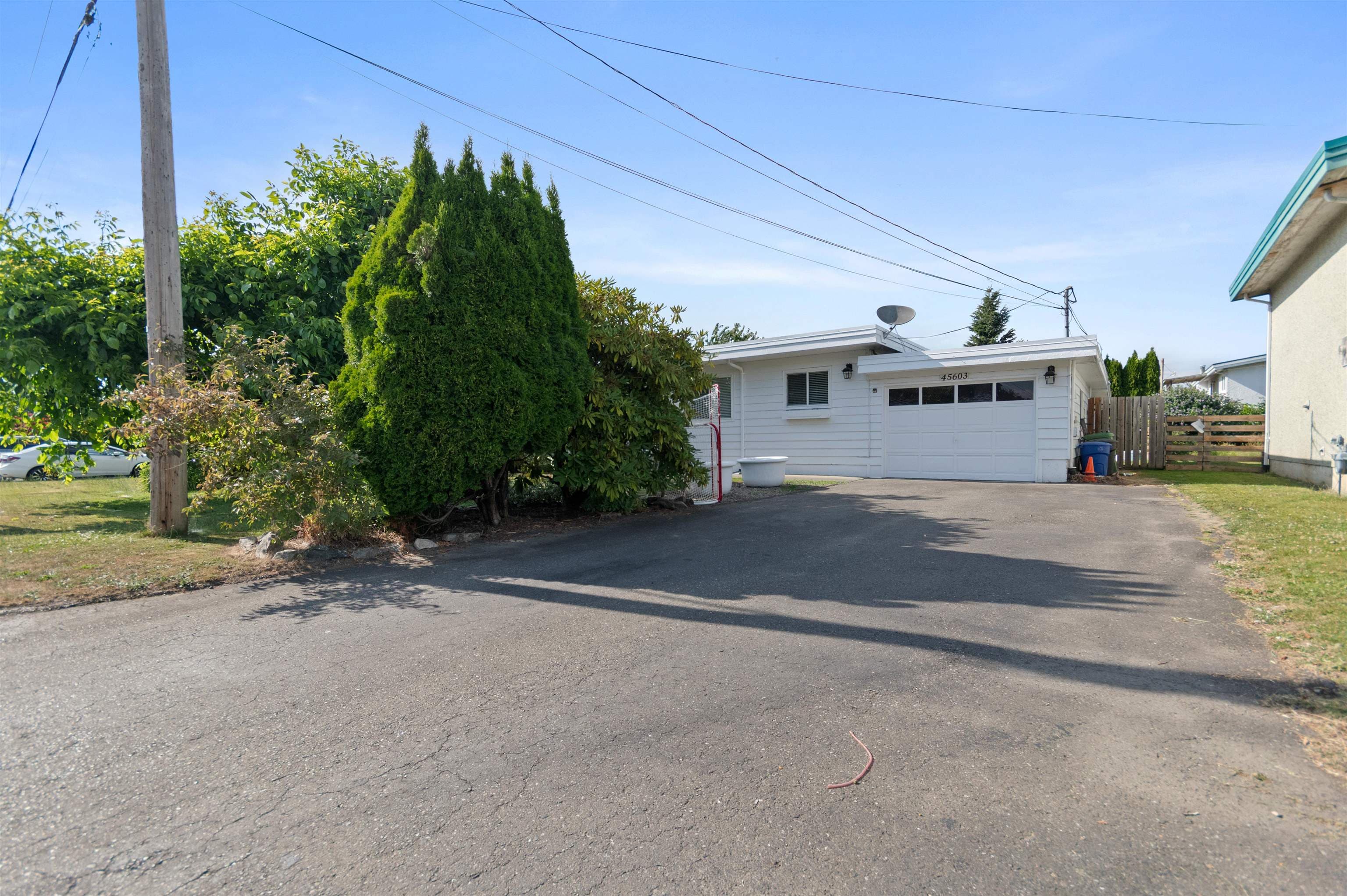 45603 Reece Avenue, Chilliwack, V2P 2Z9 — photo 3